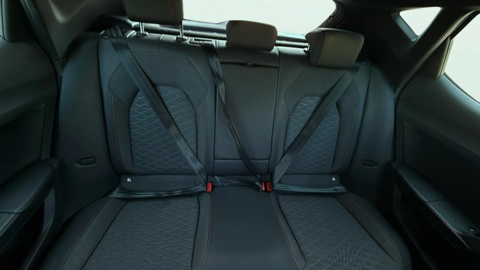 SEAT León 1.5 TSI FR 75 Aniversario - foto 18