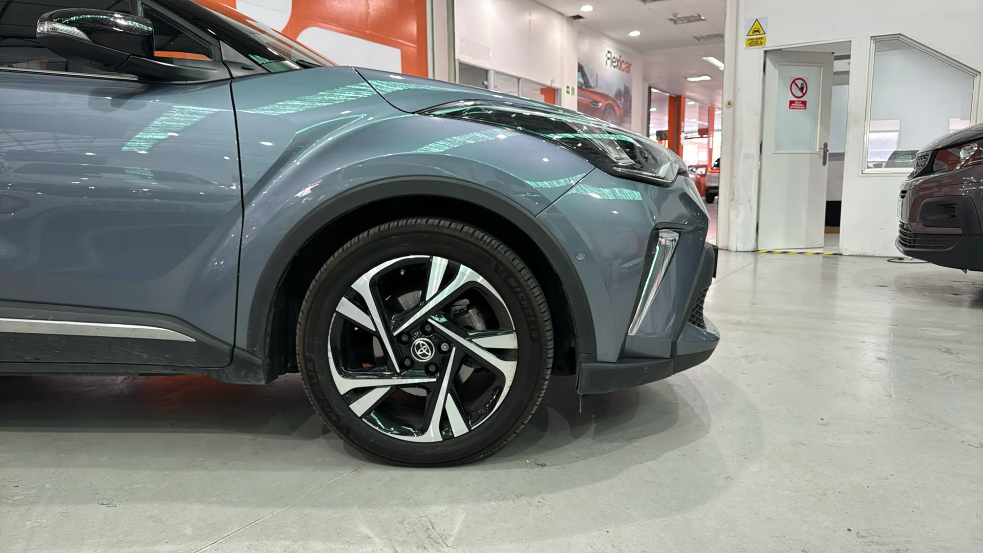 Toyota C-HR 2.0 180H Advance - foto 10
