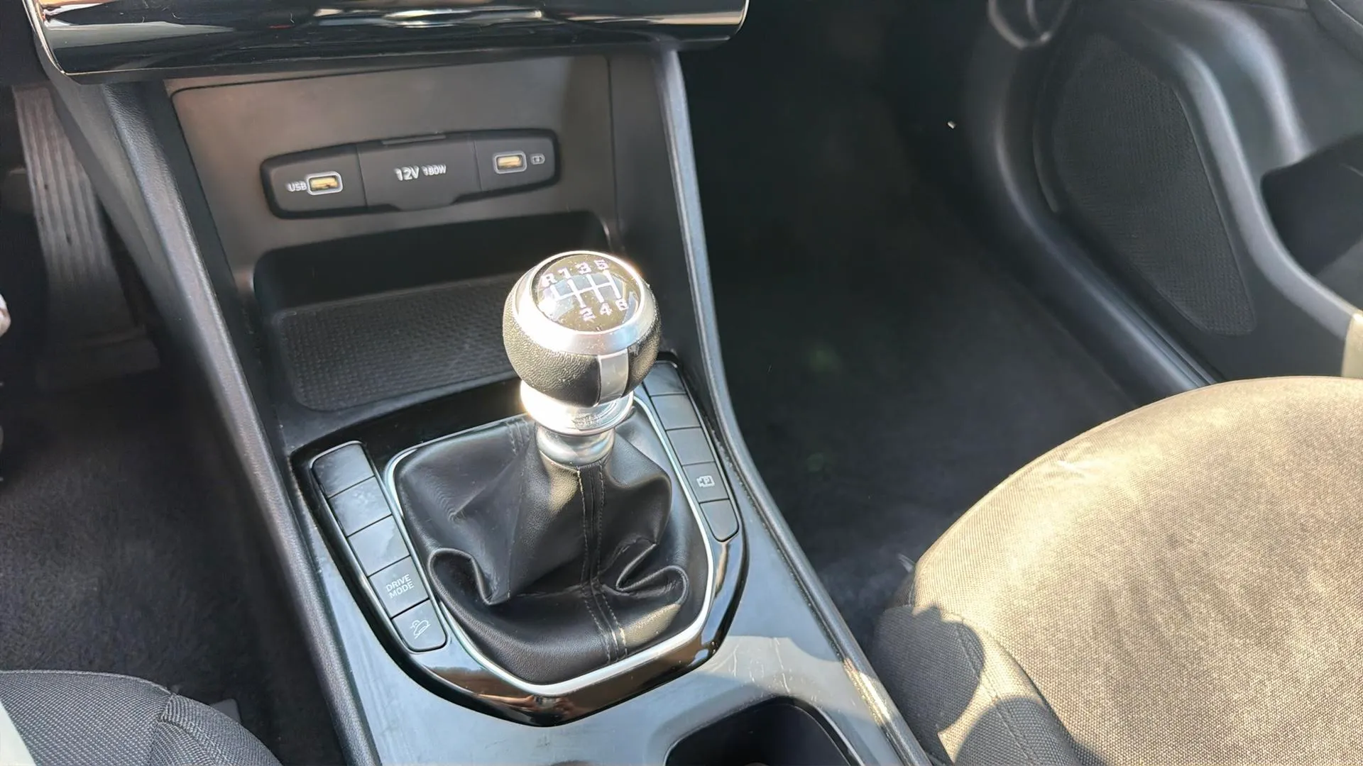 Hyundai Tucson 1.6 T-GDi Klass - foto 17