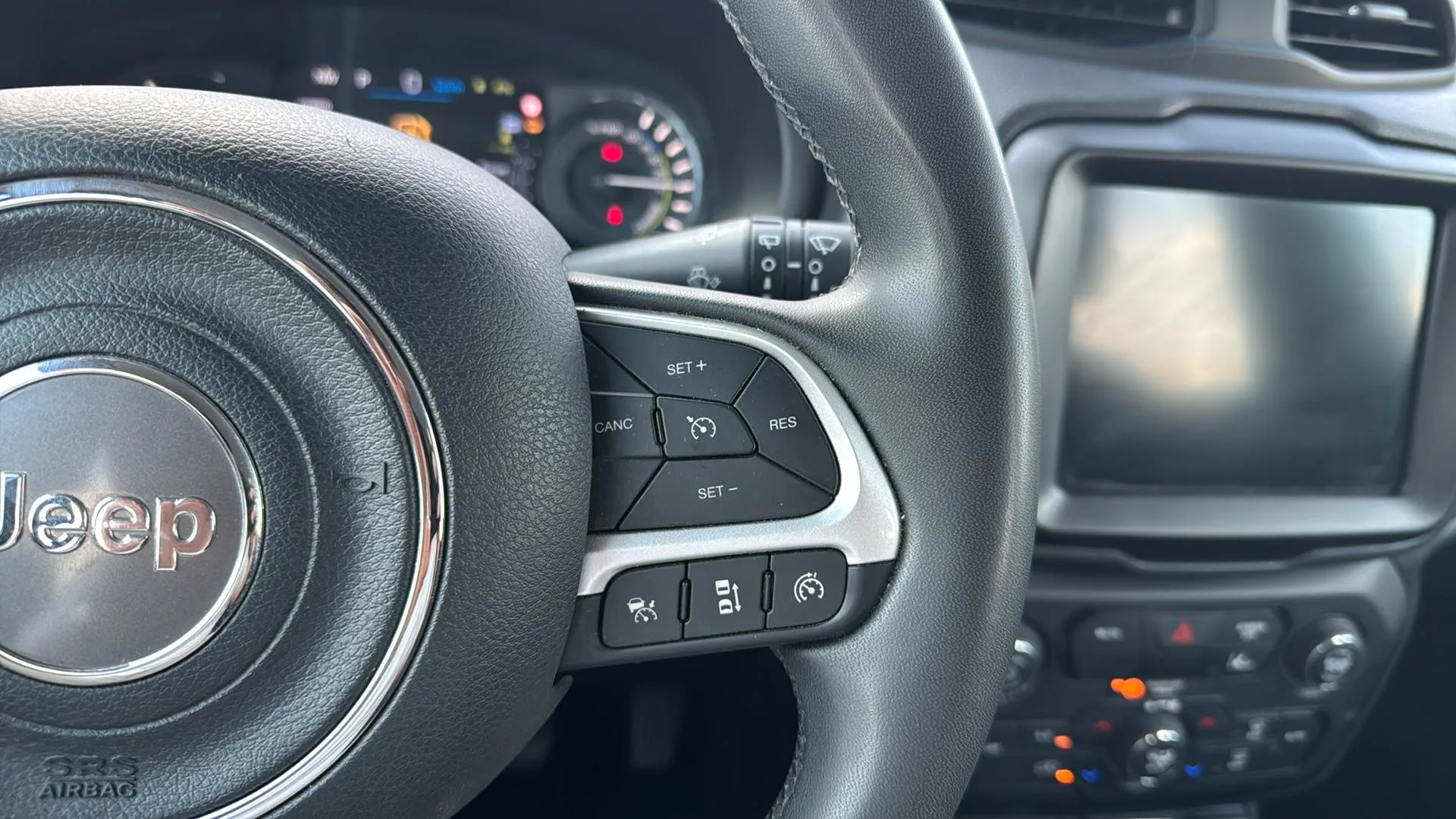 Jeep Renegade 4xe 1.3 PHEV Limited - foto 16