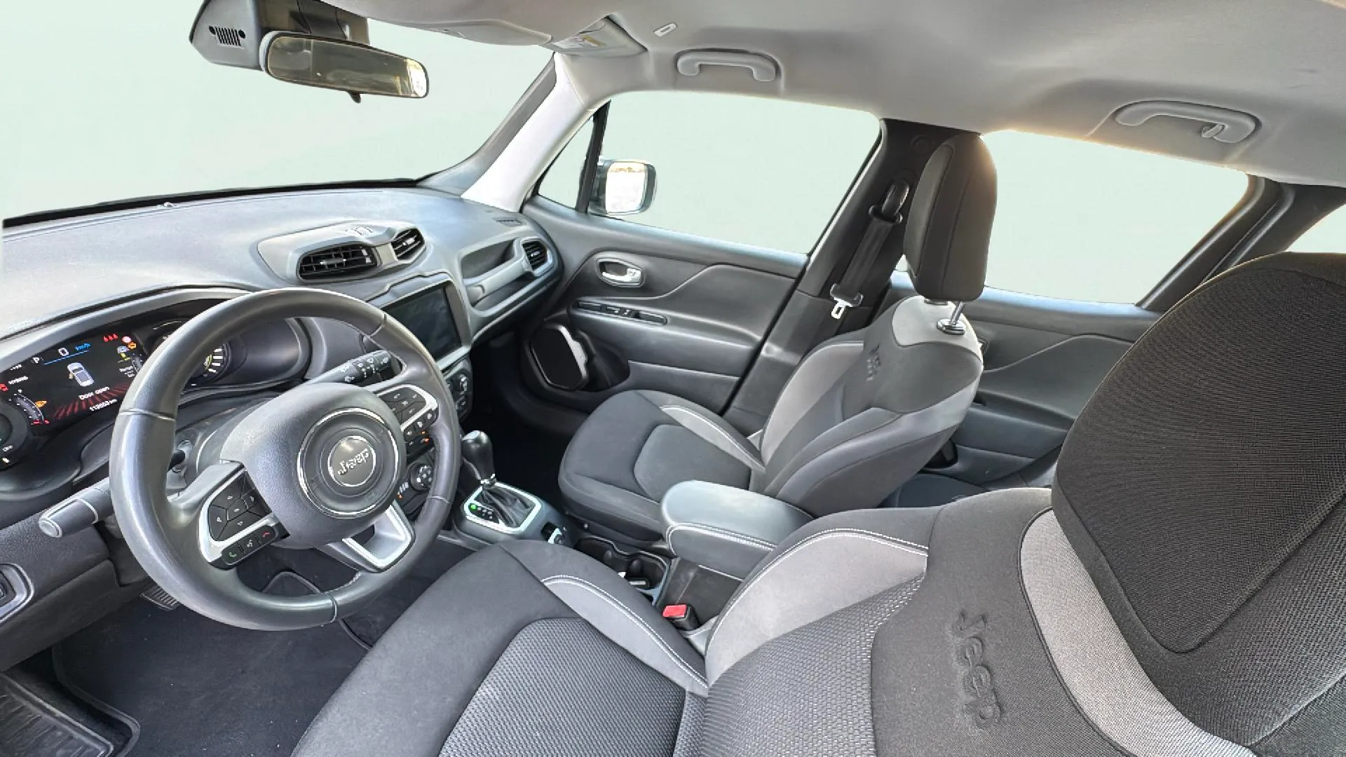 Jeep Renegade 4xe 1.3 PHEV Limited - foto 9