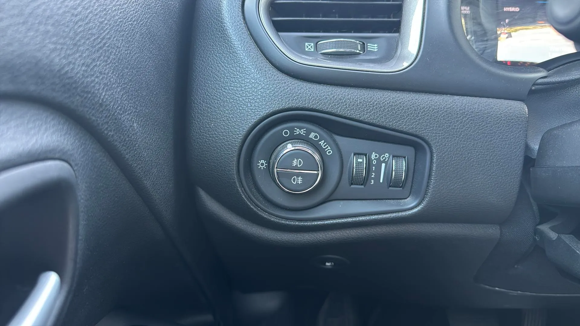 Jeep Renegade 4xe 1.3 PHEV Limited - foto 18