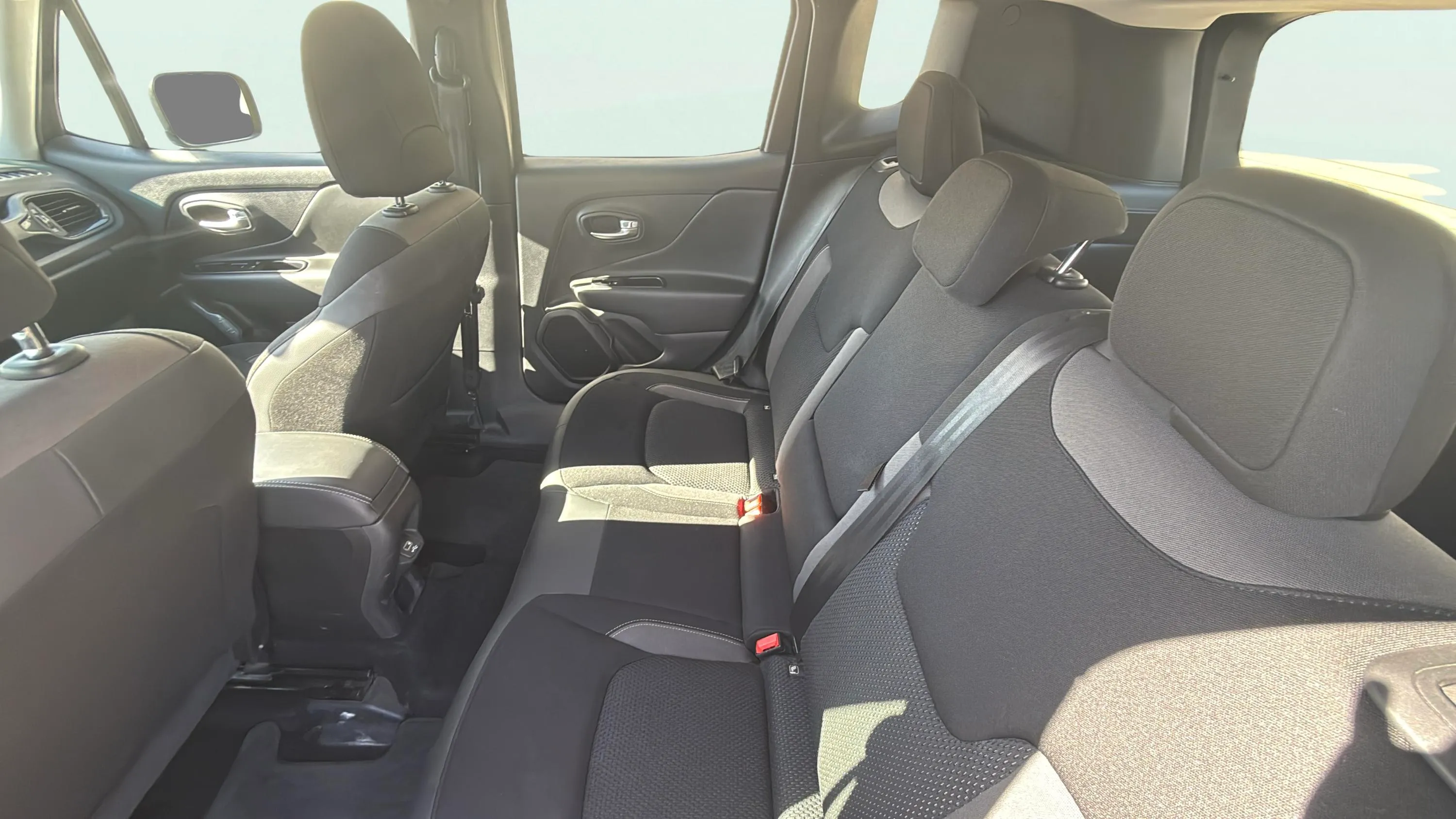 Jeep Renegade 4xe 1.3 PHEV Limited - foto 16
