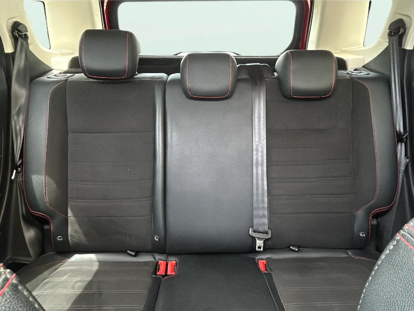 Ford EcoSport 1.5 TDCi S S ST Line - foto 13