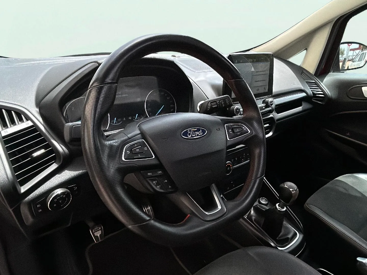 Ford EcoSport 1.5 TDCi S S ST Line - foto 25