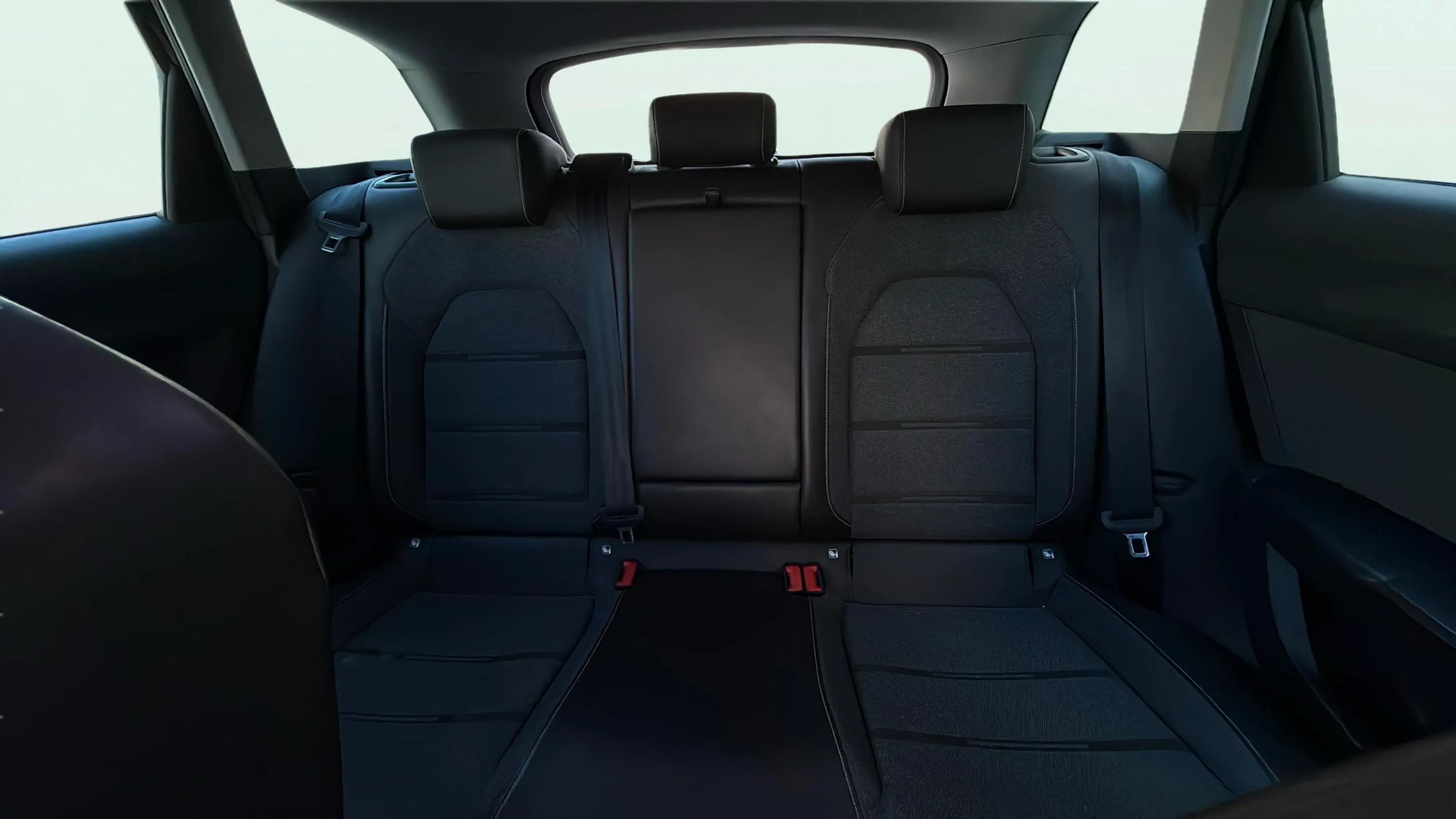 SEAT León SP 2.0 TDI DSG Xcellence Go M - foto 27