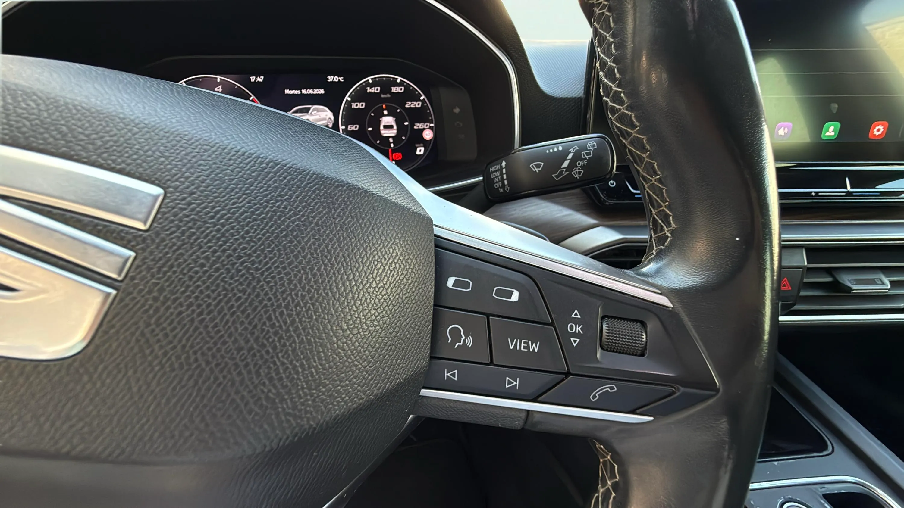 SEAT León SP 2.0 TDI DSG Xcellence Go M - foto 15
