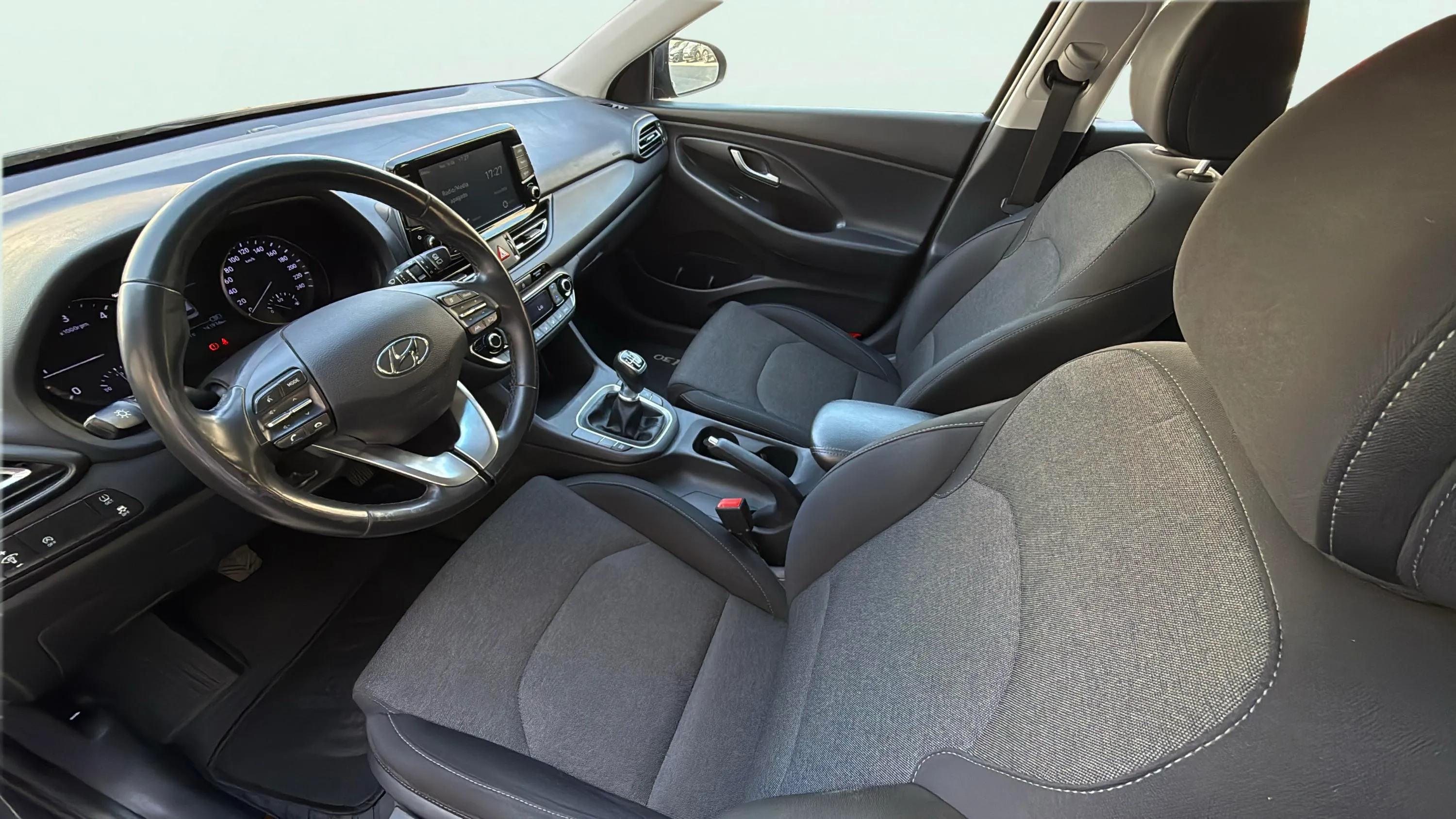 Hyundai i30 1.6 CRDi 48V Klass - foto 10