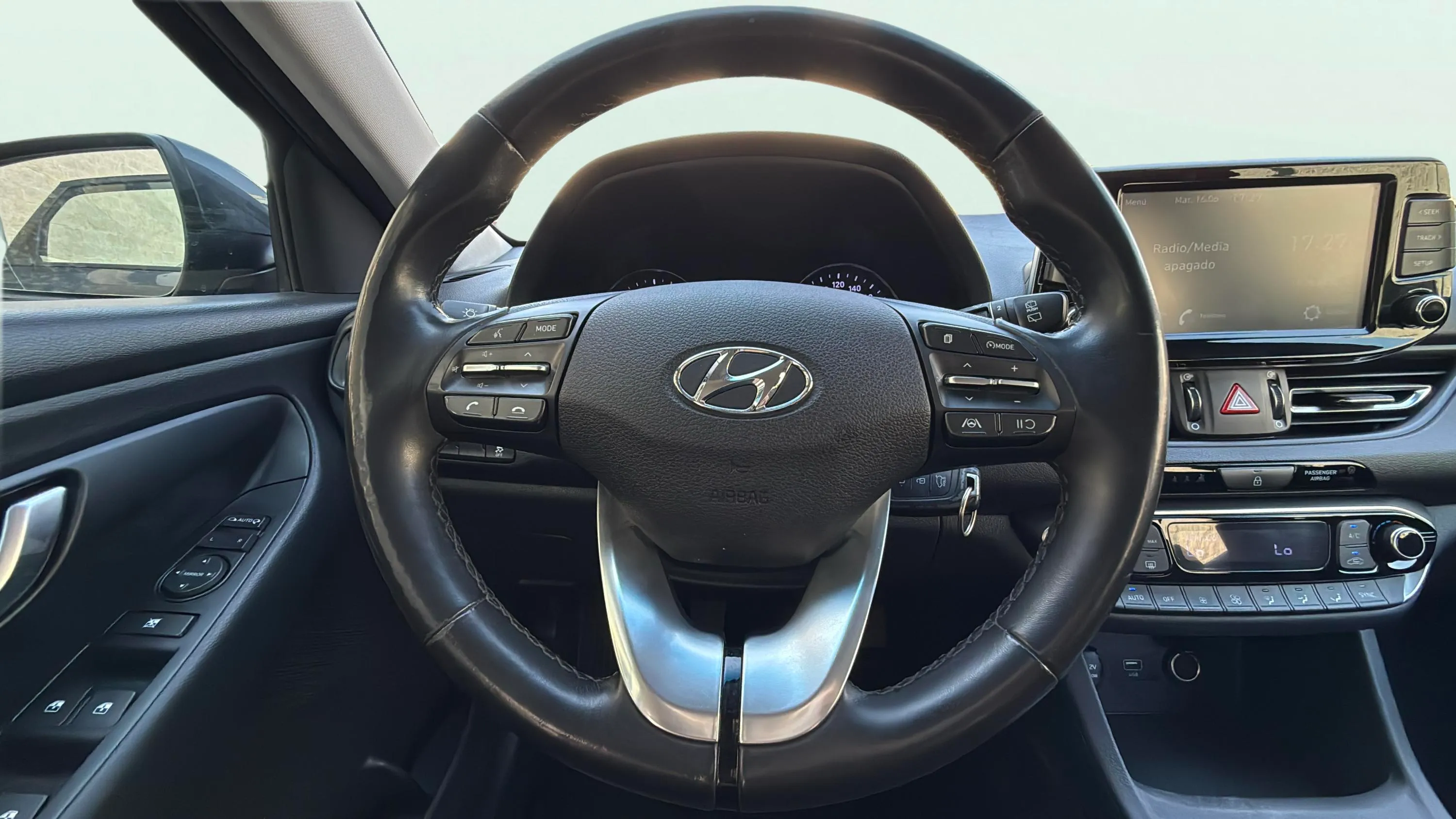 Hyundai i30 1.6 CRDi 48V Klass - foto 18