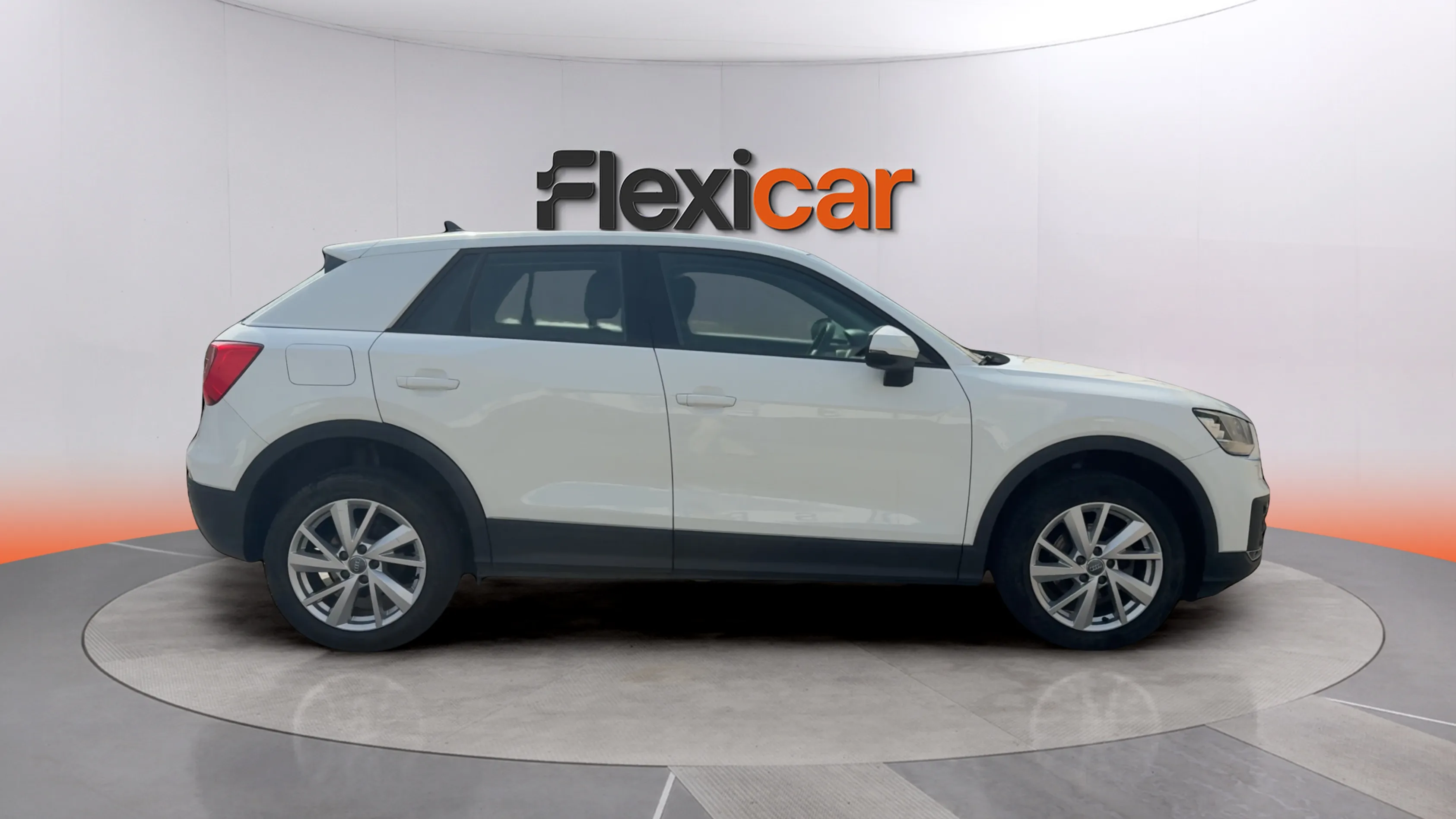 Audi Q2 Advanced 30 TDI S tronic - foto 8