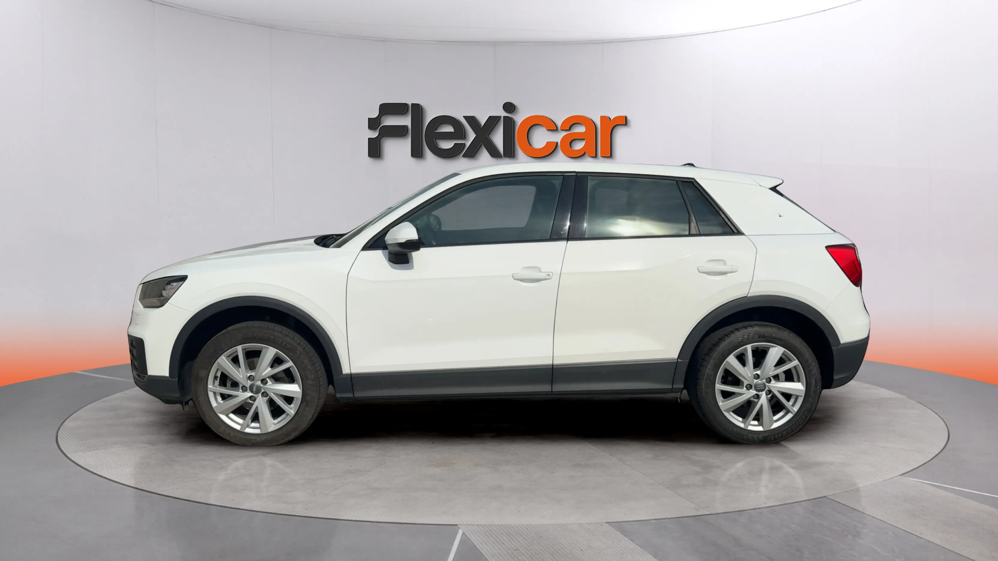 Audi Q2 Advanced 30 TDI S tronic - foto 4