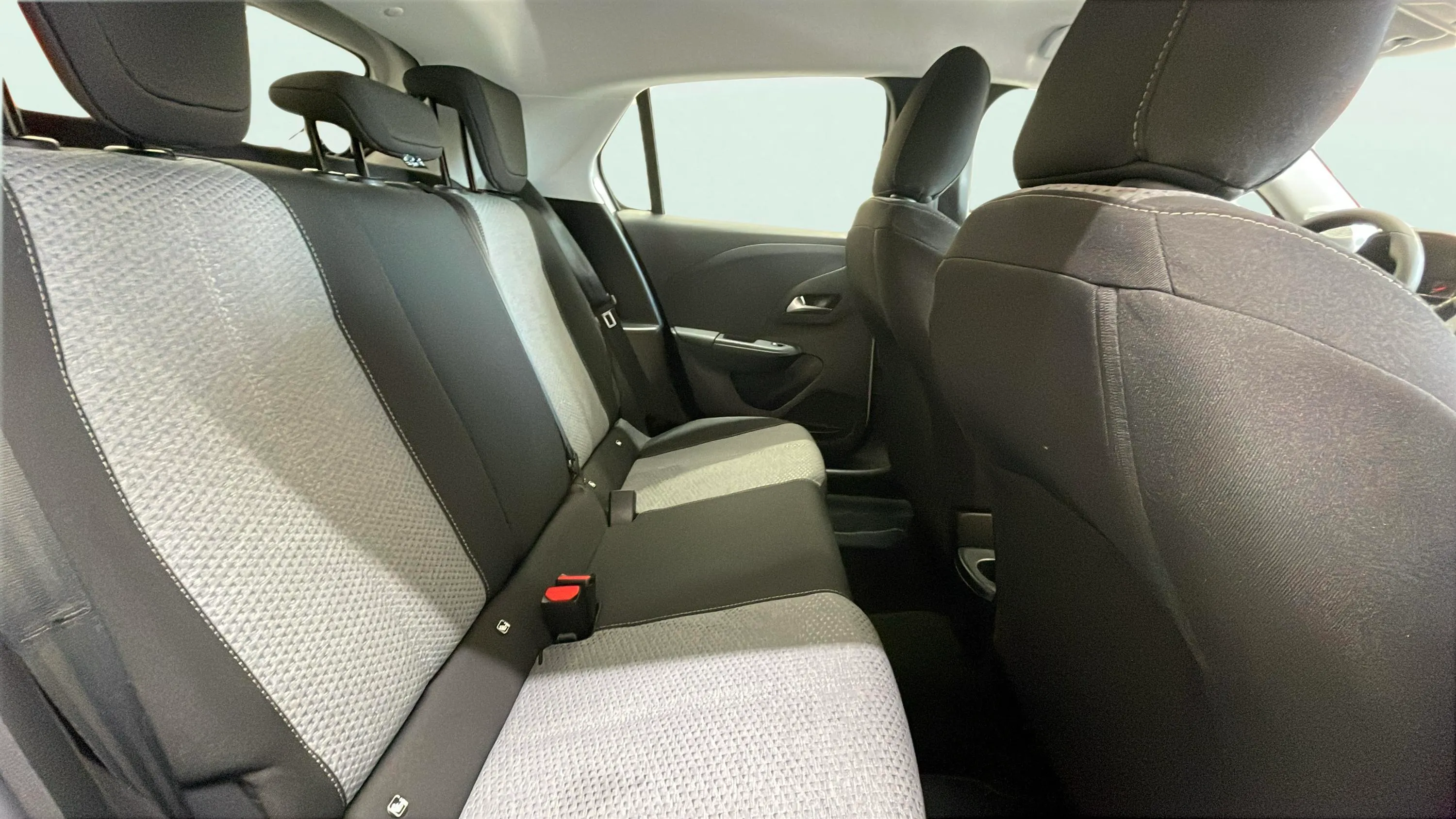 Opel Corsa 1.2 XEL Edition - foto 13