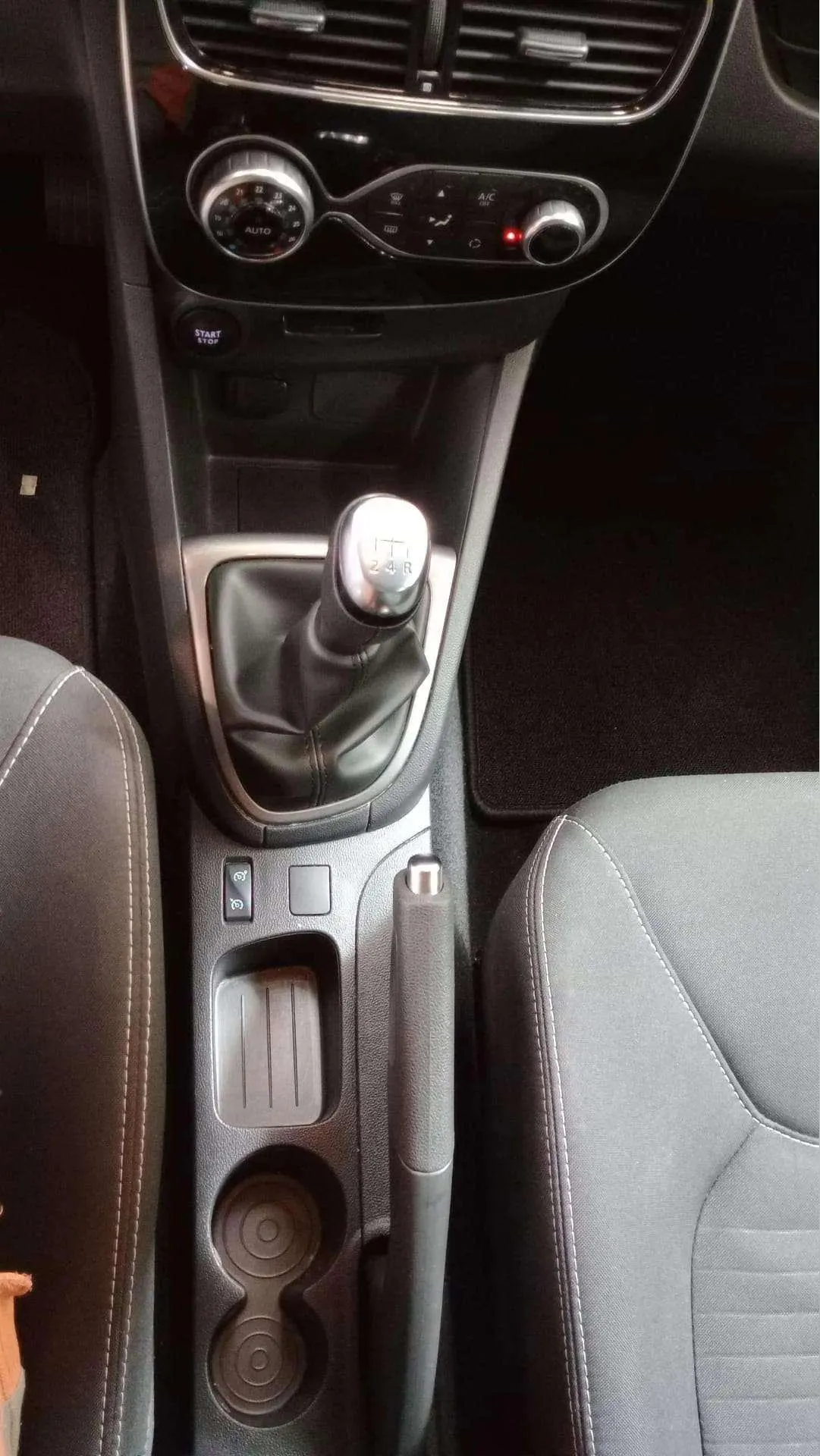 Renault Clio Zen Energy TCe - foto 8