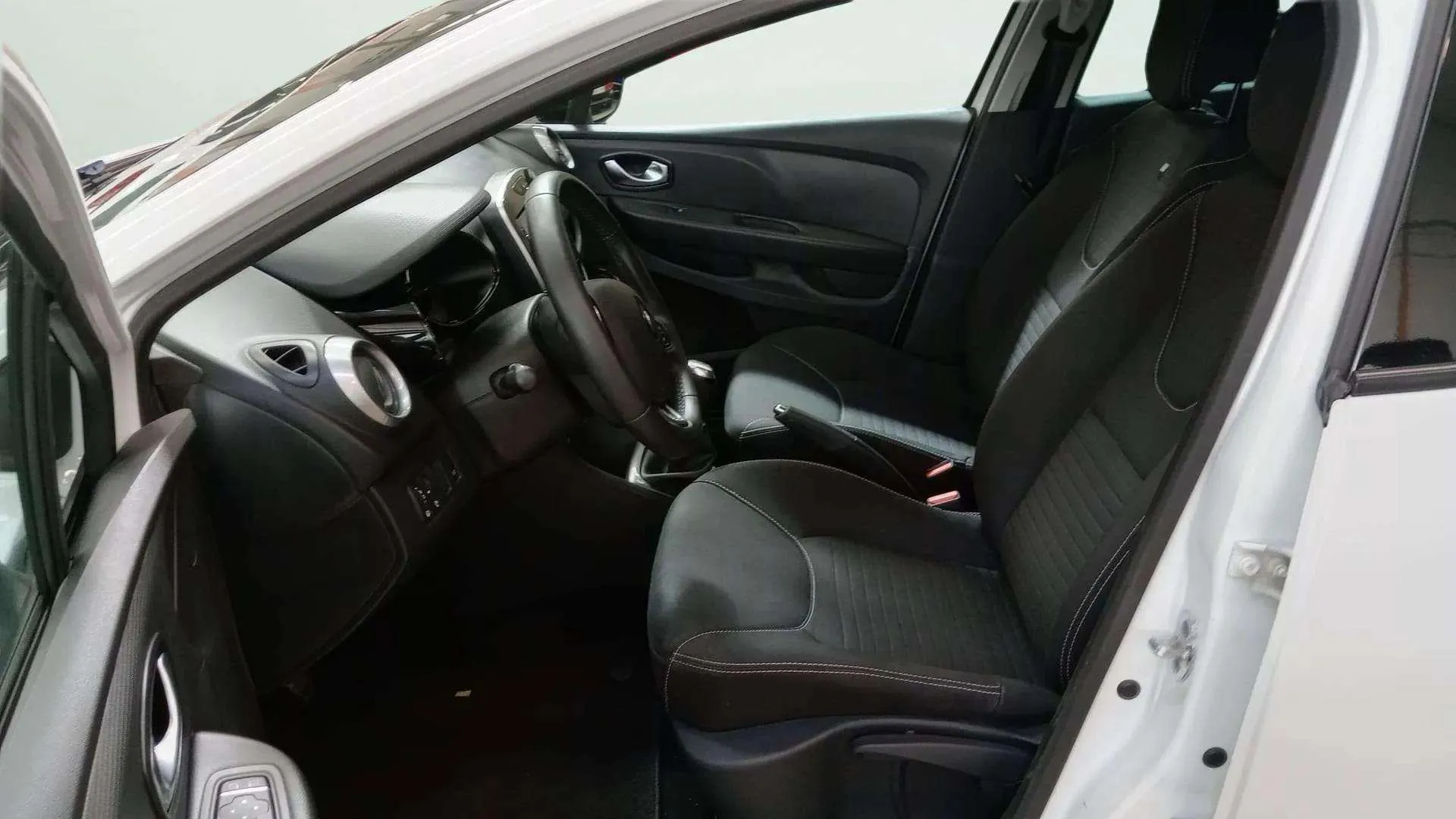 Renault Clio Zen Energy TCe - foto 7