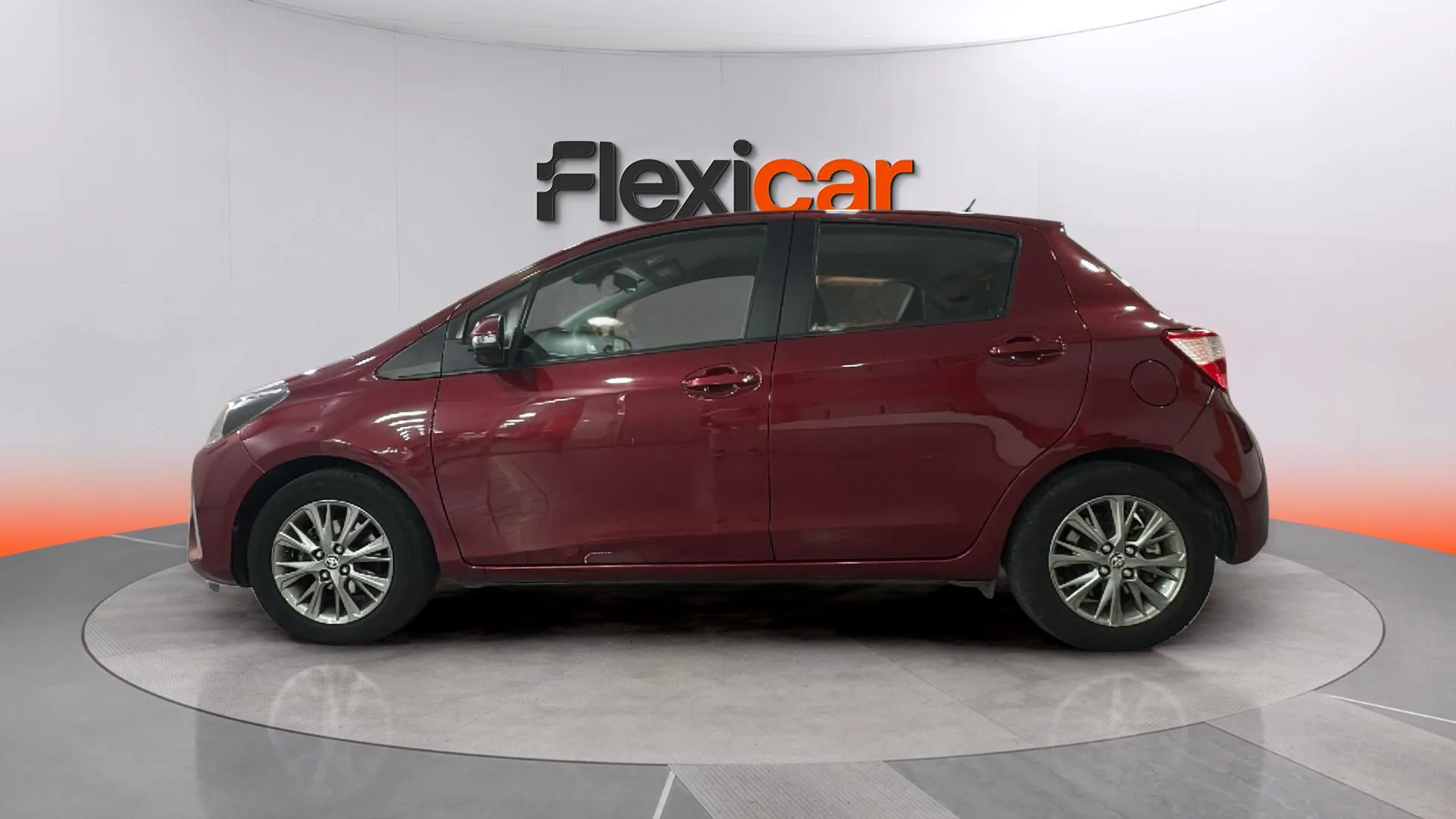 Toyota Yaris 1.0 70 Active - foto 4