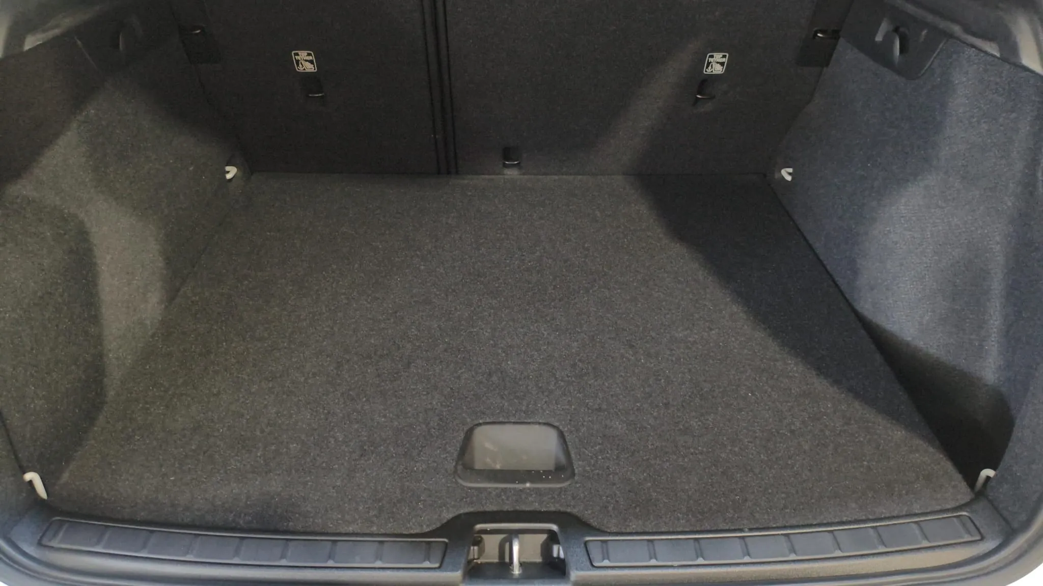 Volvo XC40 1.5 T3 - foto 18