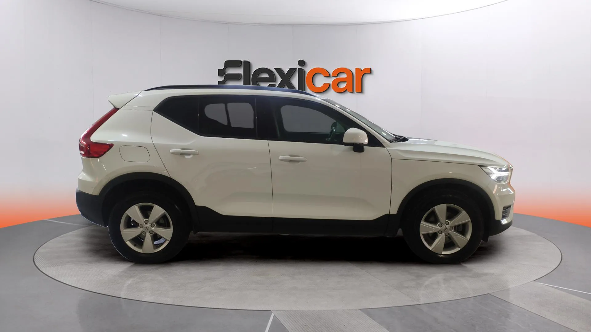 Volvo XC40 1.5 T3 - foto 7