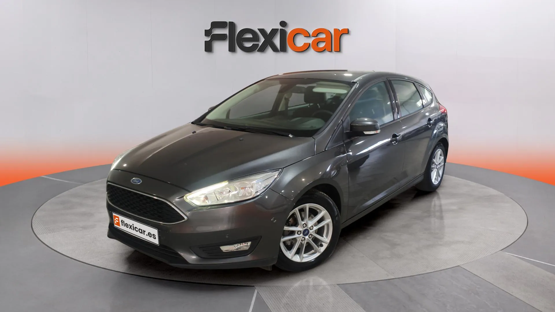 Ford Focus 1.0 EcoBoost Trend - foto 3