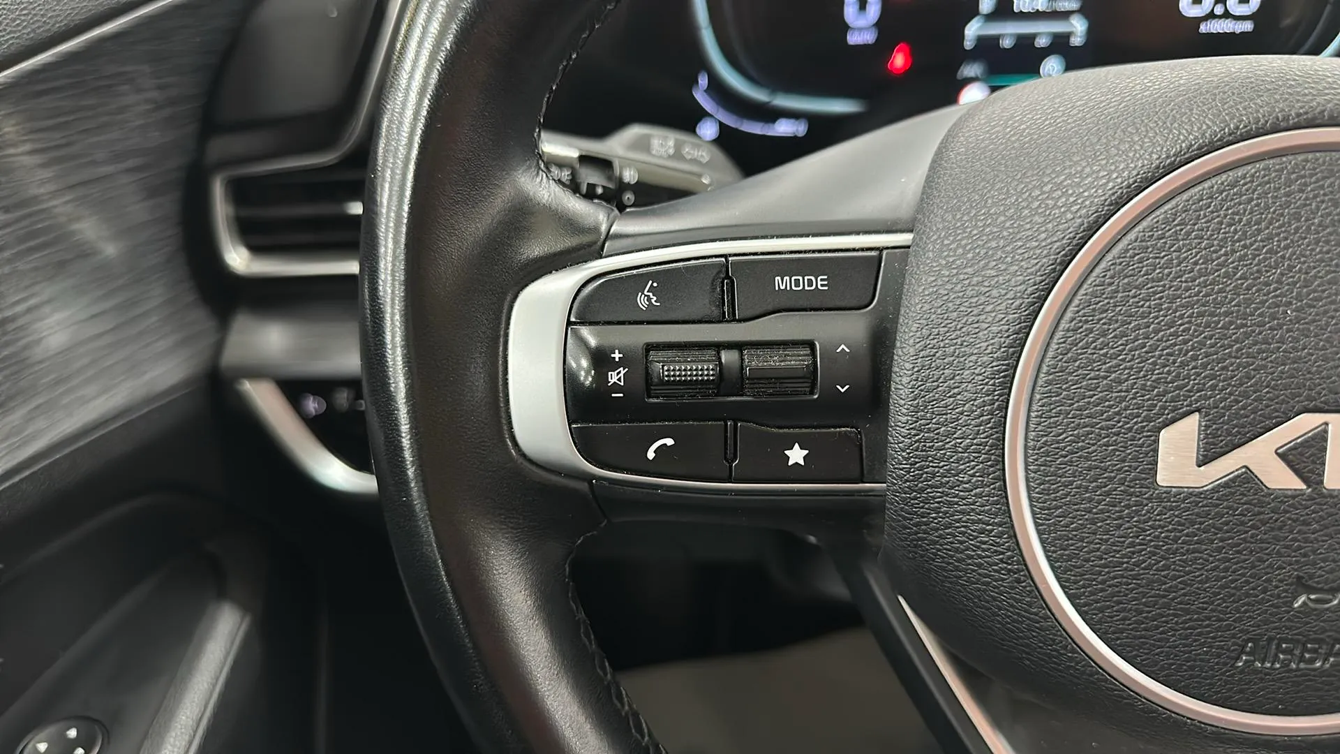 Kia Sportage 1.6 T-GDi Concept 4x2 - foto 13