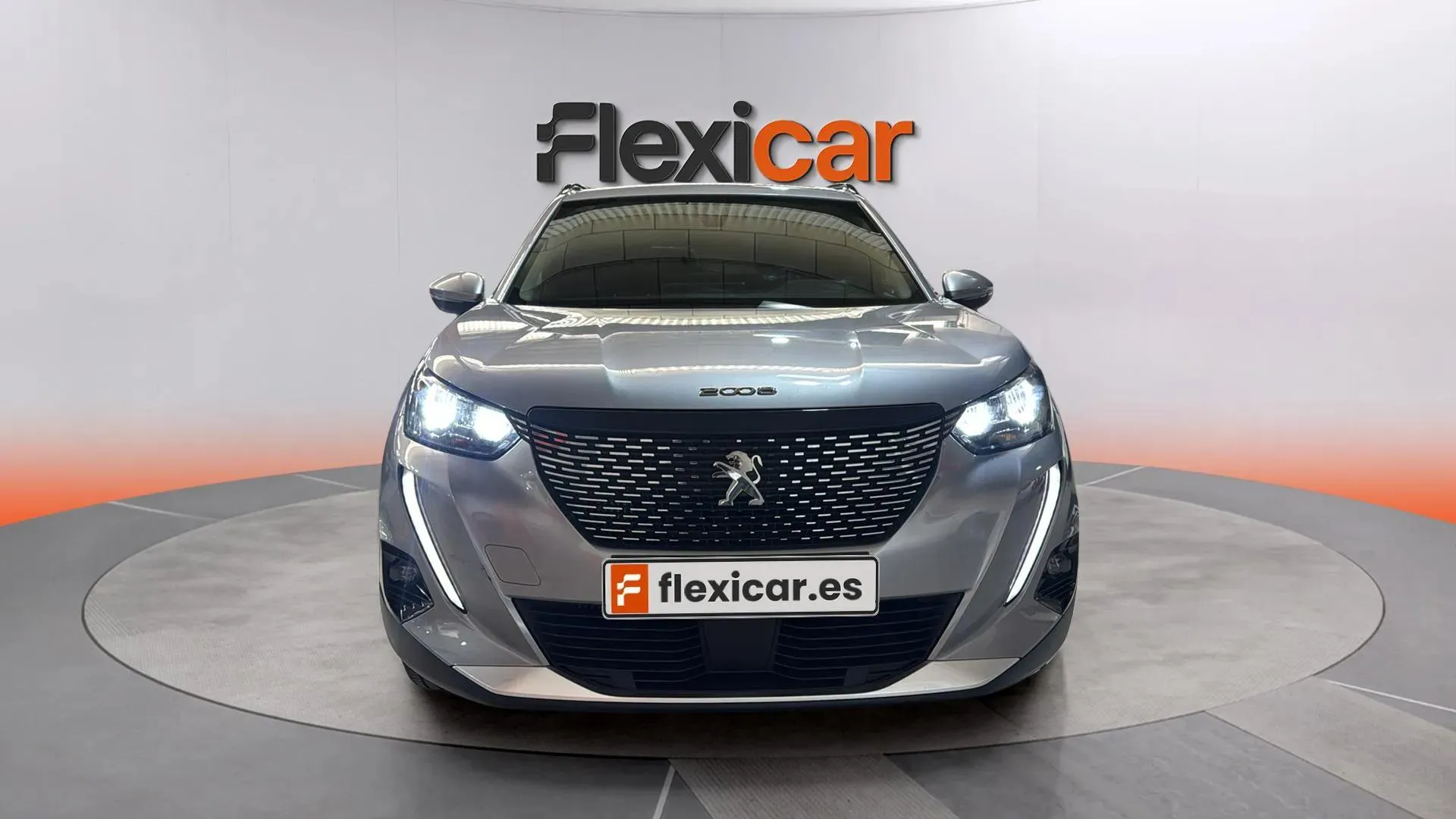 Peugeot 2008 Allure Pack PureTech 130 BVM6 - foto 2