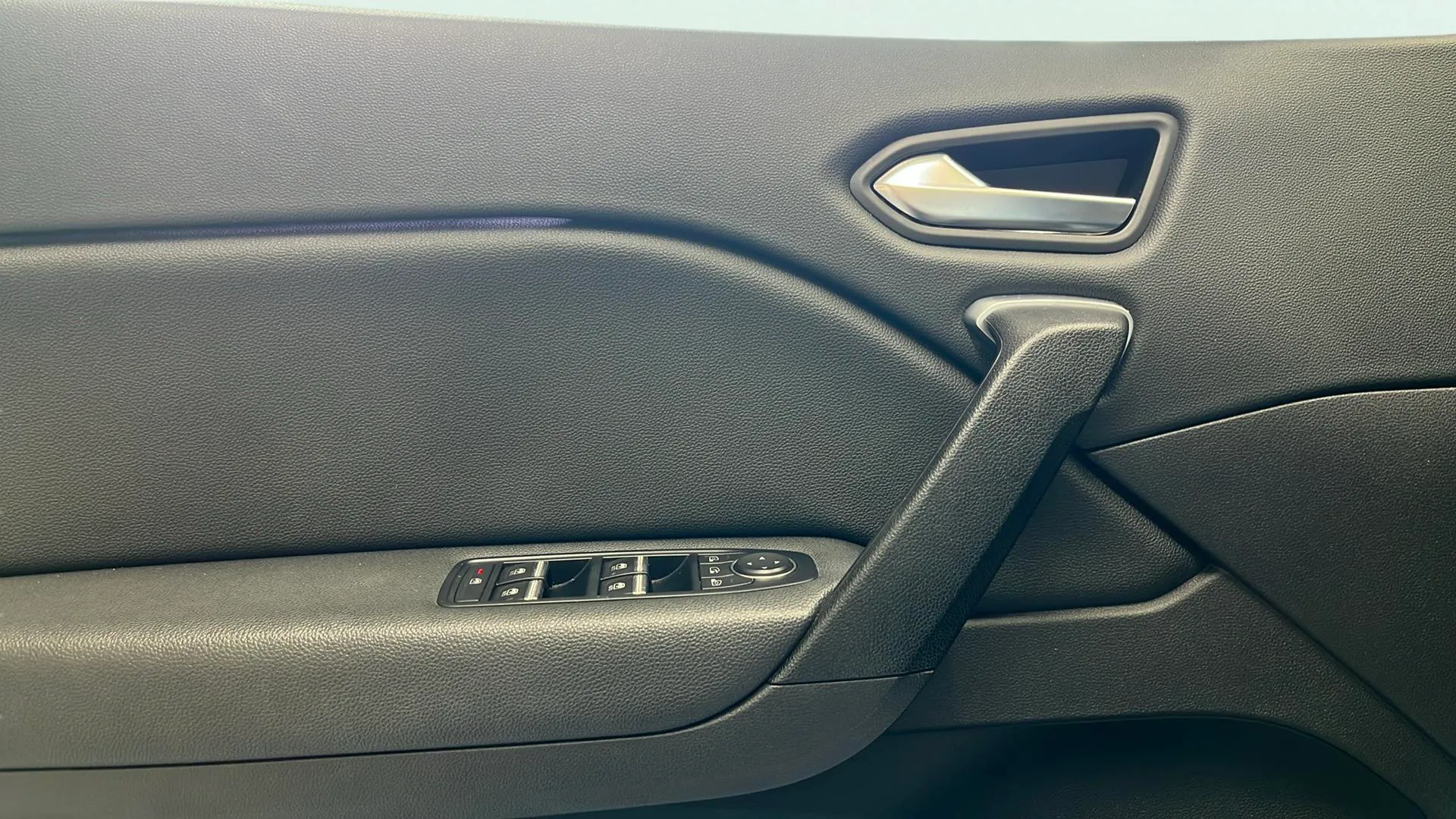 Renault Captur SL E-Tech Edition Híbrido enchuf. - foto 15
