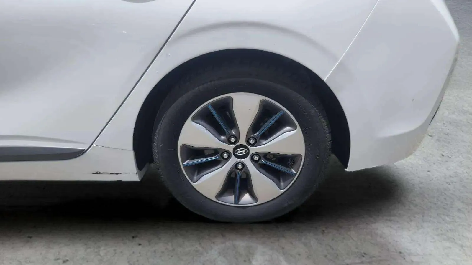 Hyundai Ioniq 1.6 GDI PHEV Klass DT - foto 23