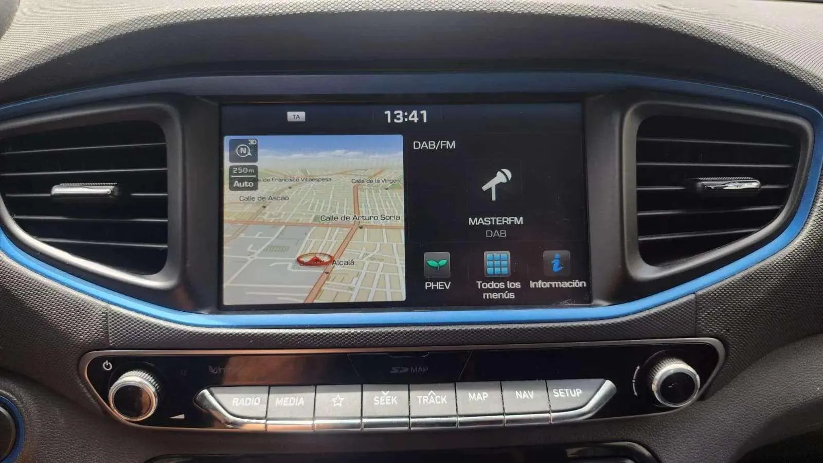 Hyundai Ioniq 1.6 GDI PHEV Klass DT - foto 16
