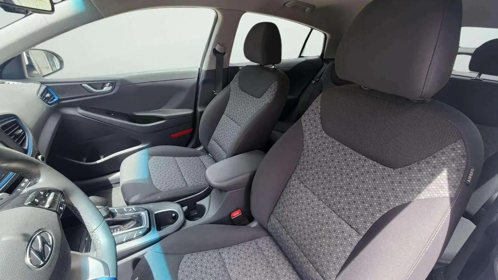 Hyundai Ioniq 1.6 GDI PHEV Klass DT - foto 20