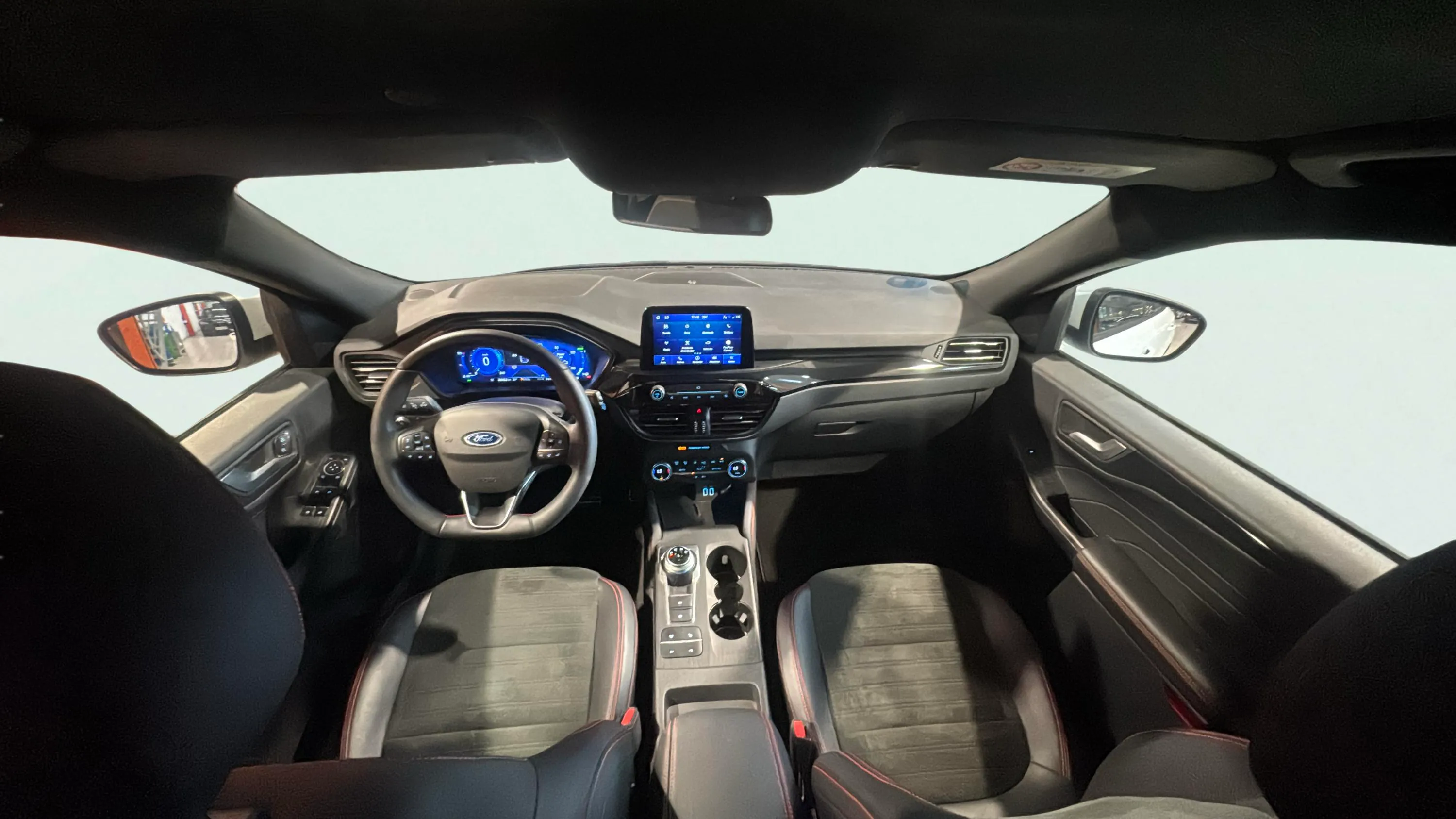 Ford Kuga ST-Line 2.5 Duratec PHEV - foto 13