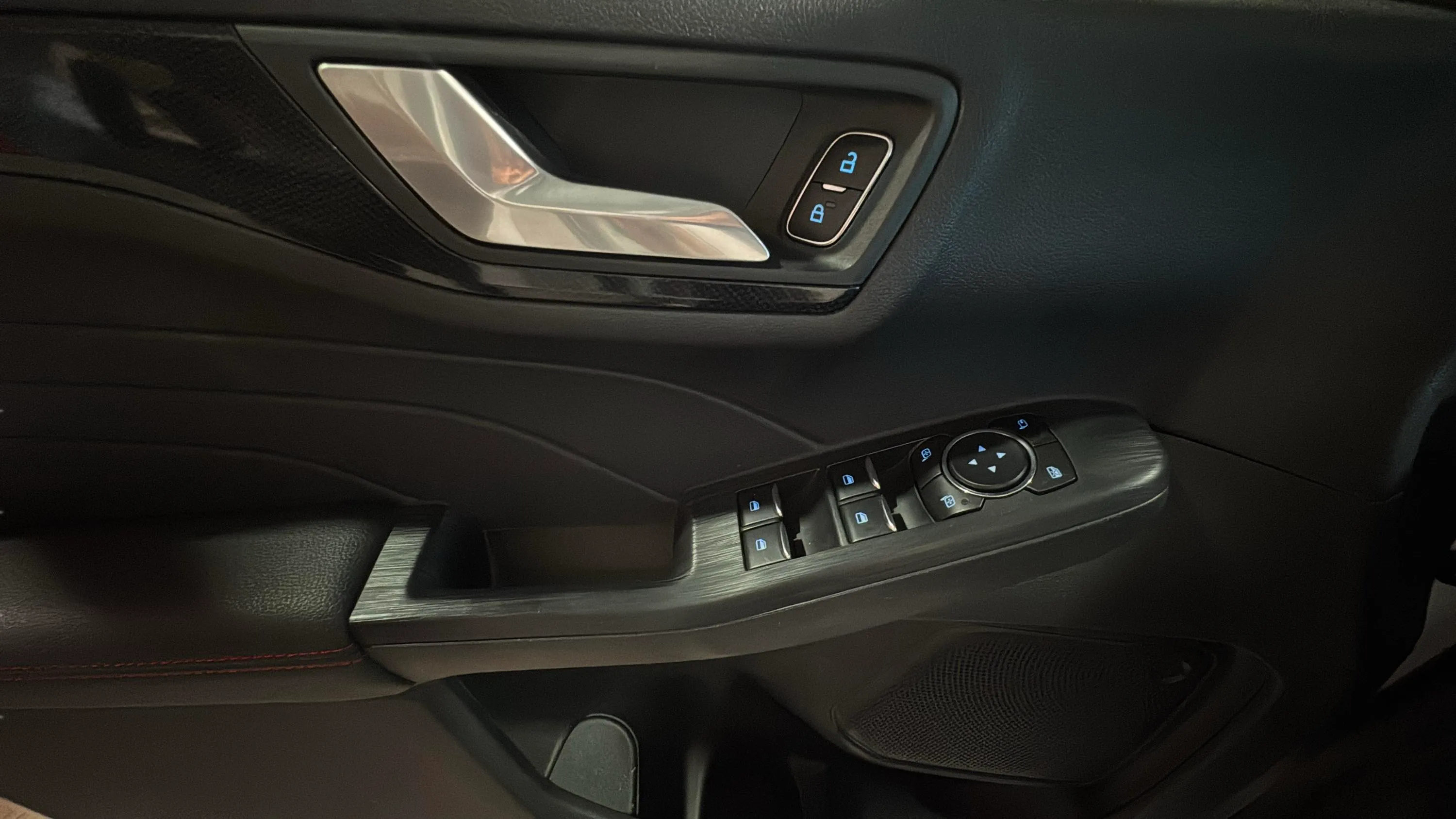 Ford Kuga ST-Line 2.5 Duratec PHEV - foto 25