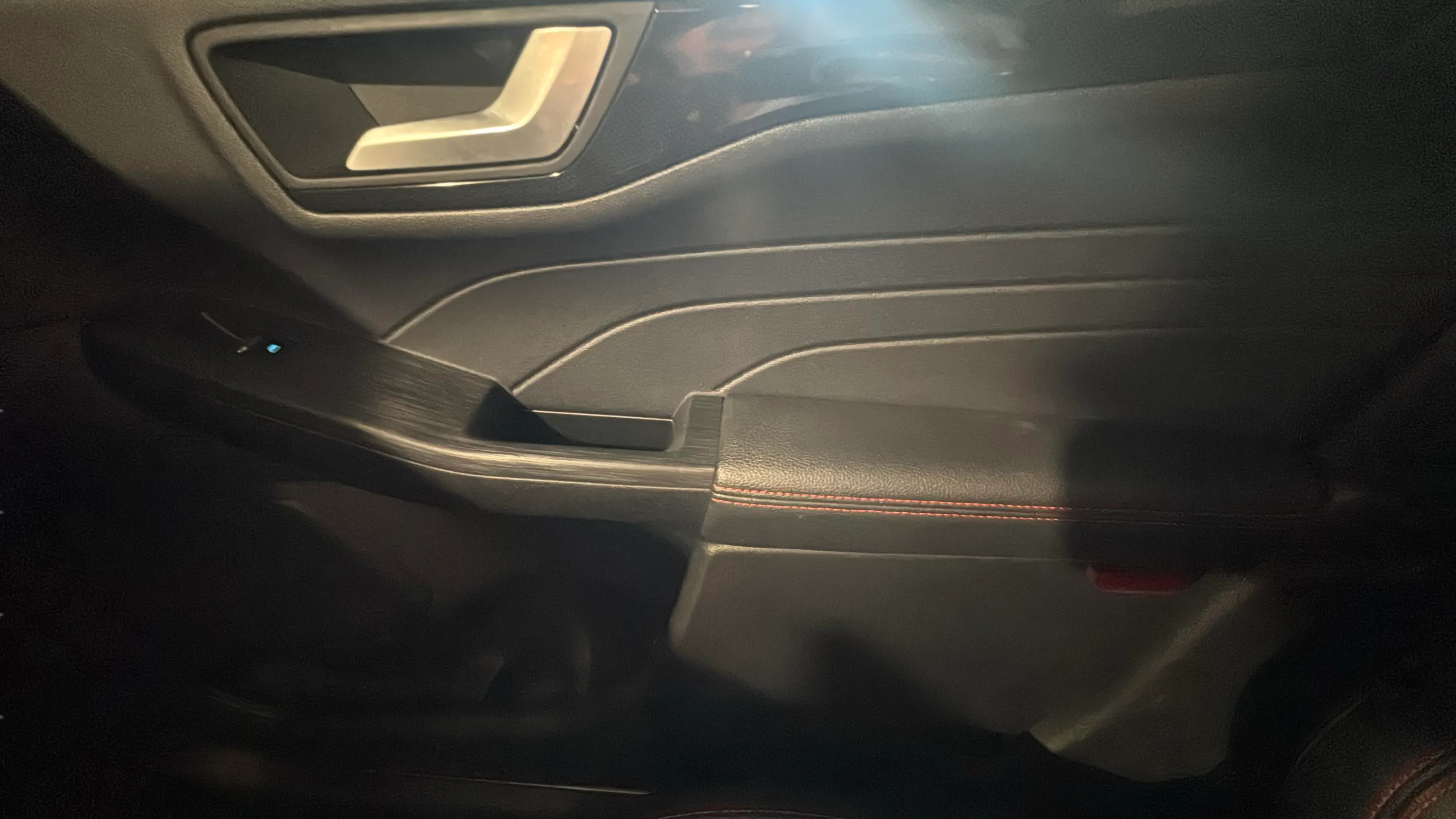Ford Kuga ST-Line 2.5 Duratec PHEV - foto 24