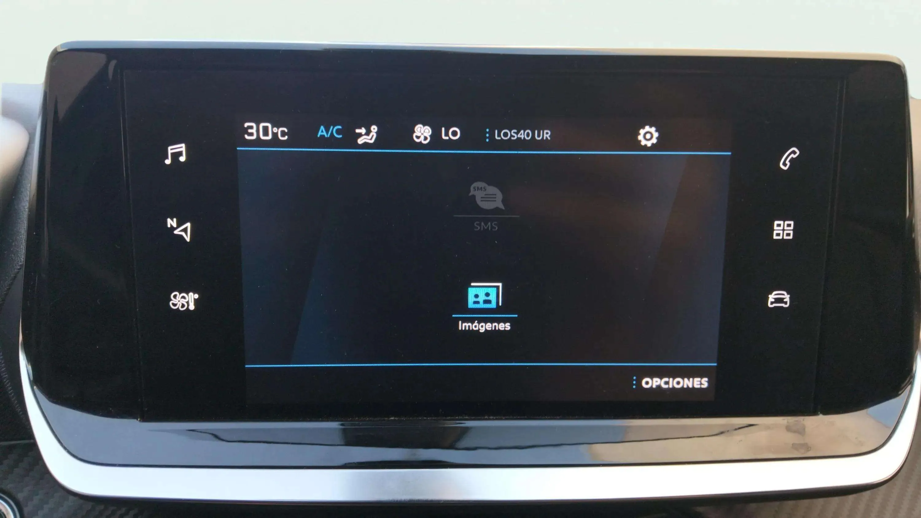 Peugeot 2008 Allure Pack PureTech 130 BVM6 - foto 11