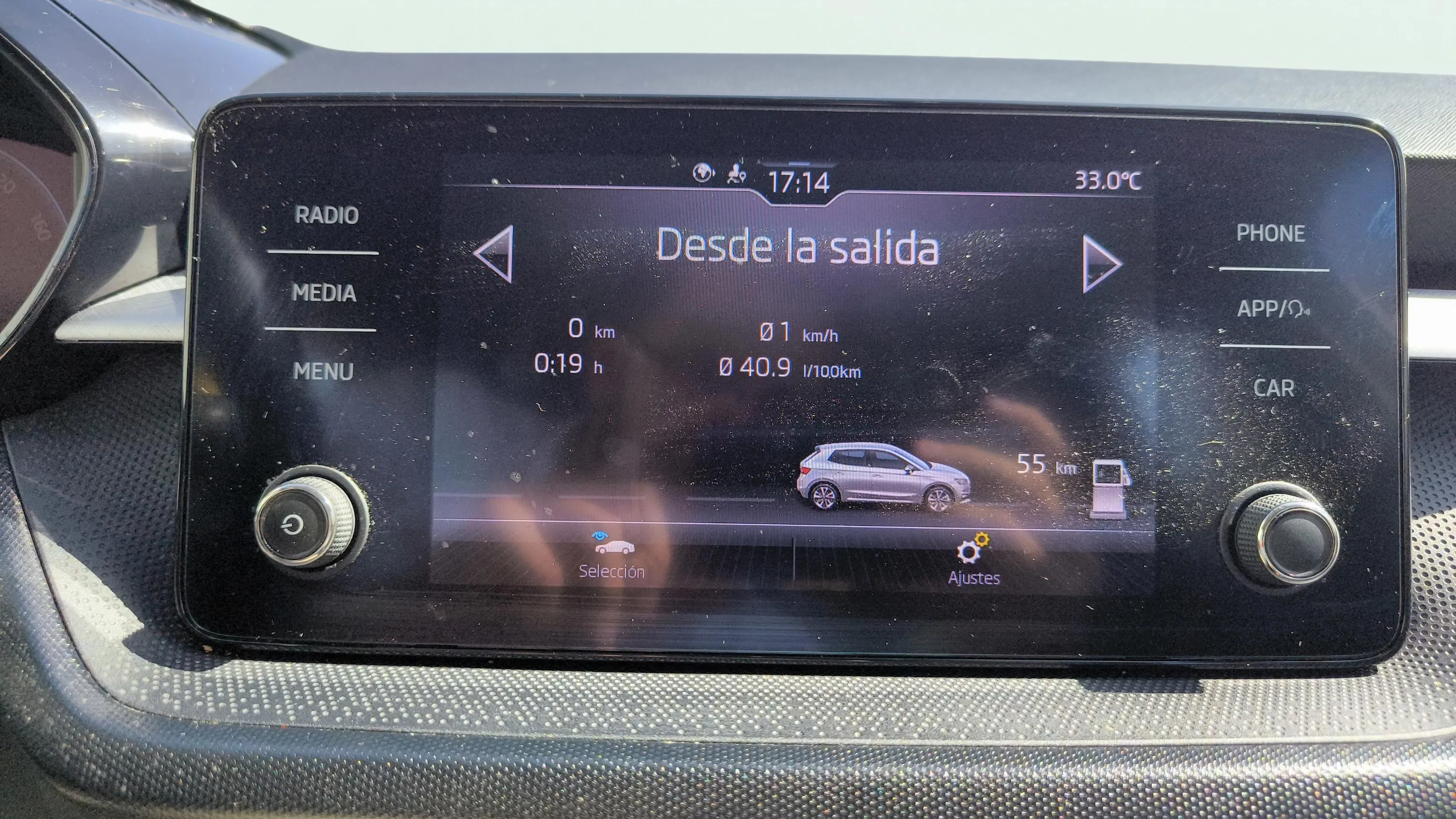 Škoda Fabia 1.0 TSI Ambition - foto 49