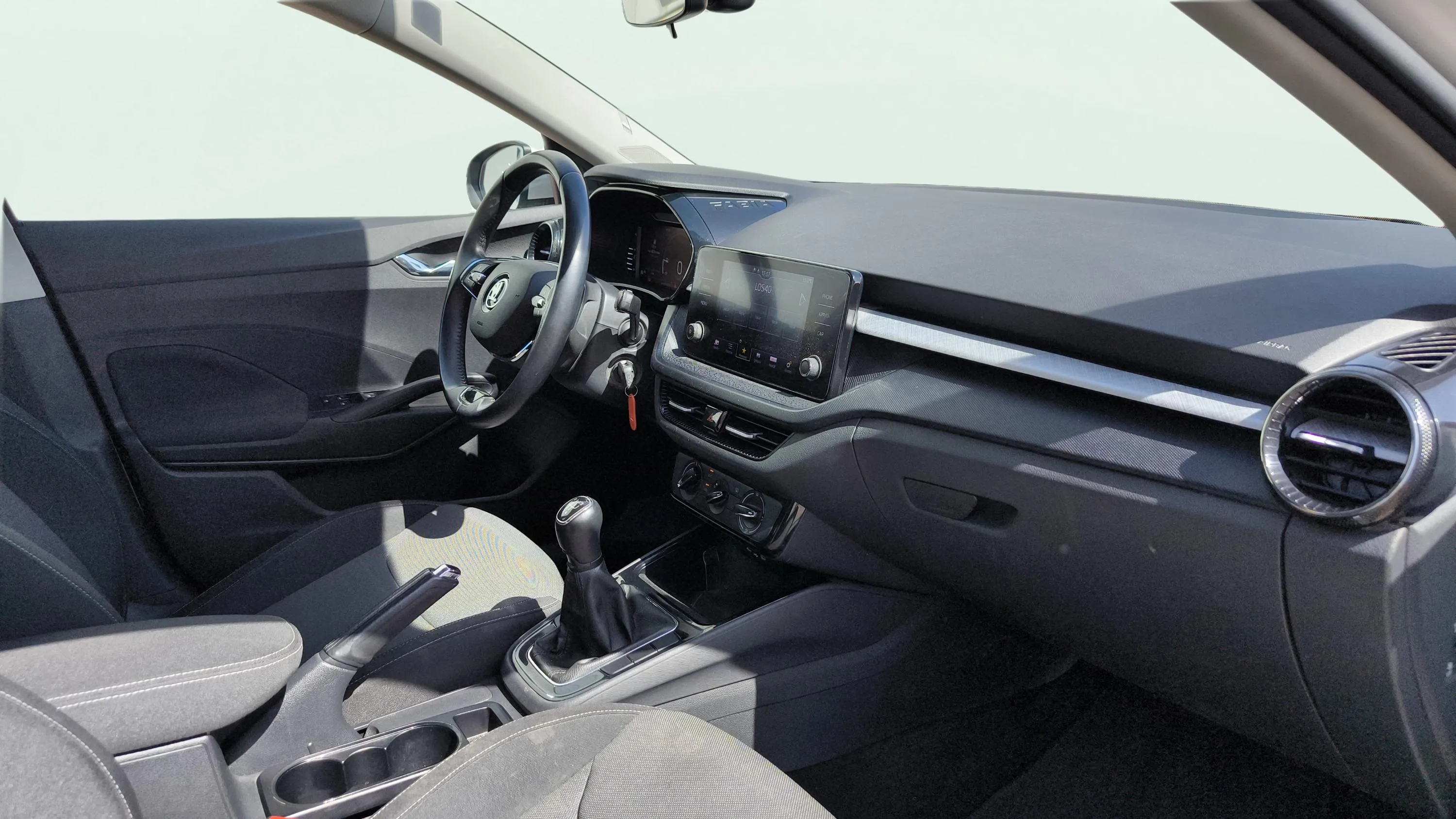 Škoda Fabia 1.0 TSI Ambition - foto 8