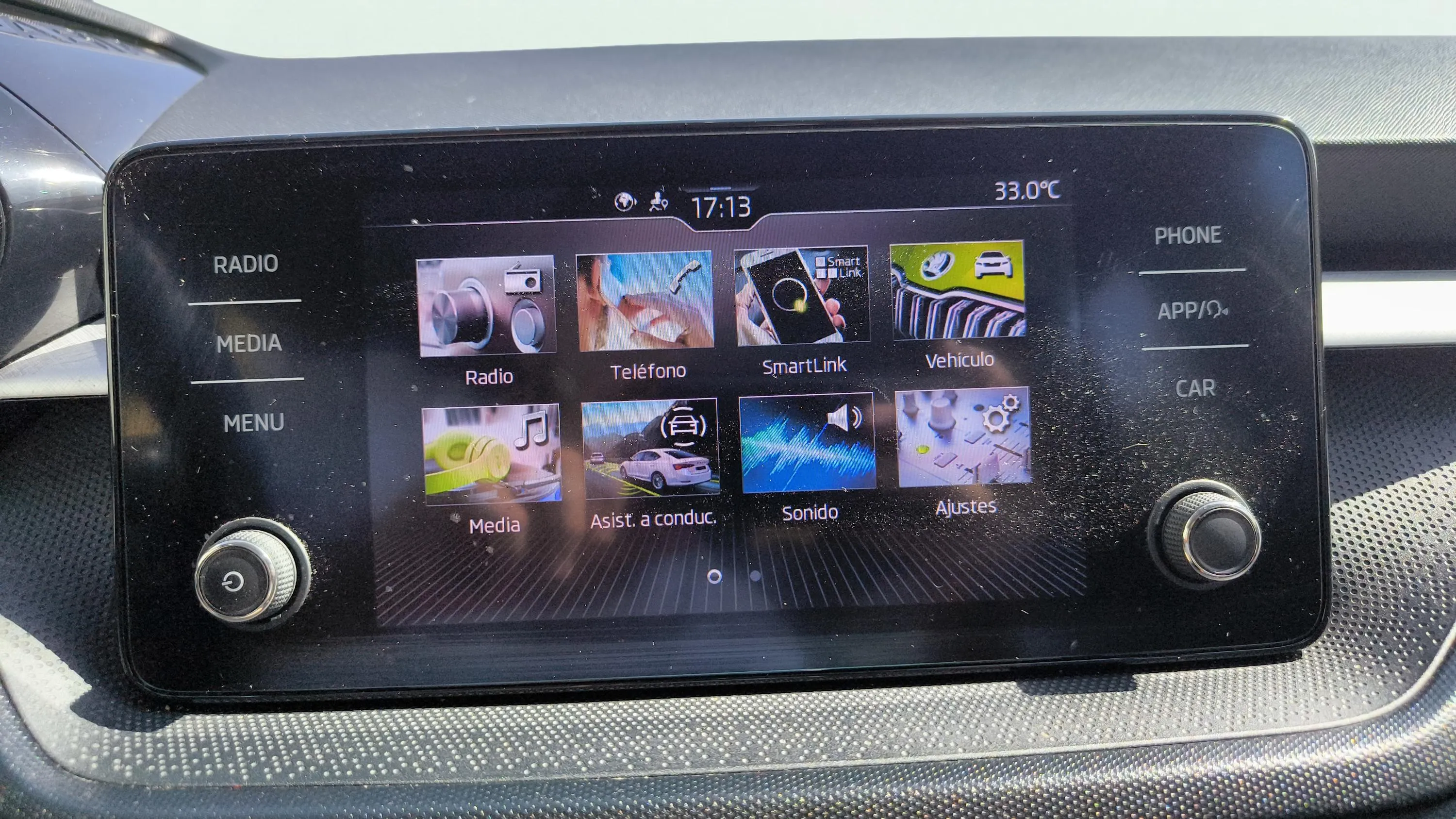 Škoda Fabia 1.0 TSI Ambition - foto 44