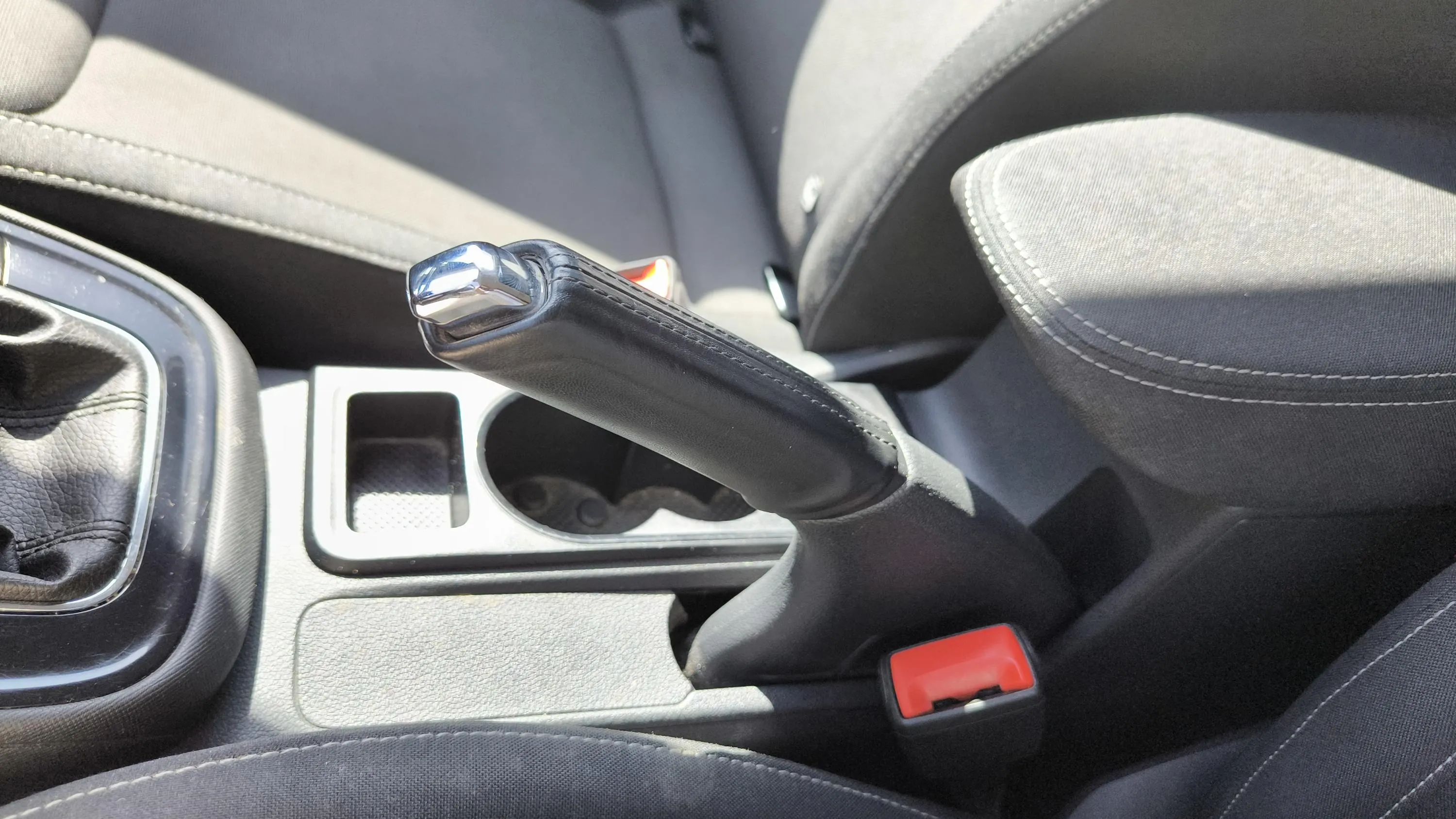 Škoda Fabia 1.0 TSI Ambition - foto 34