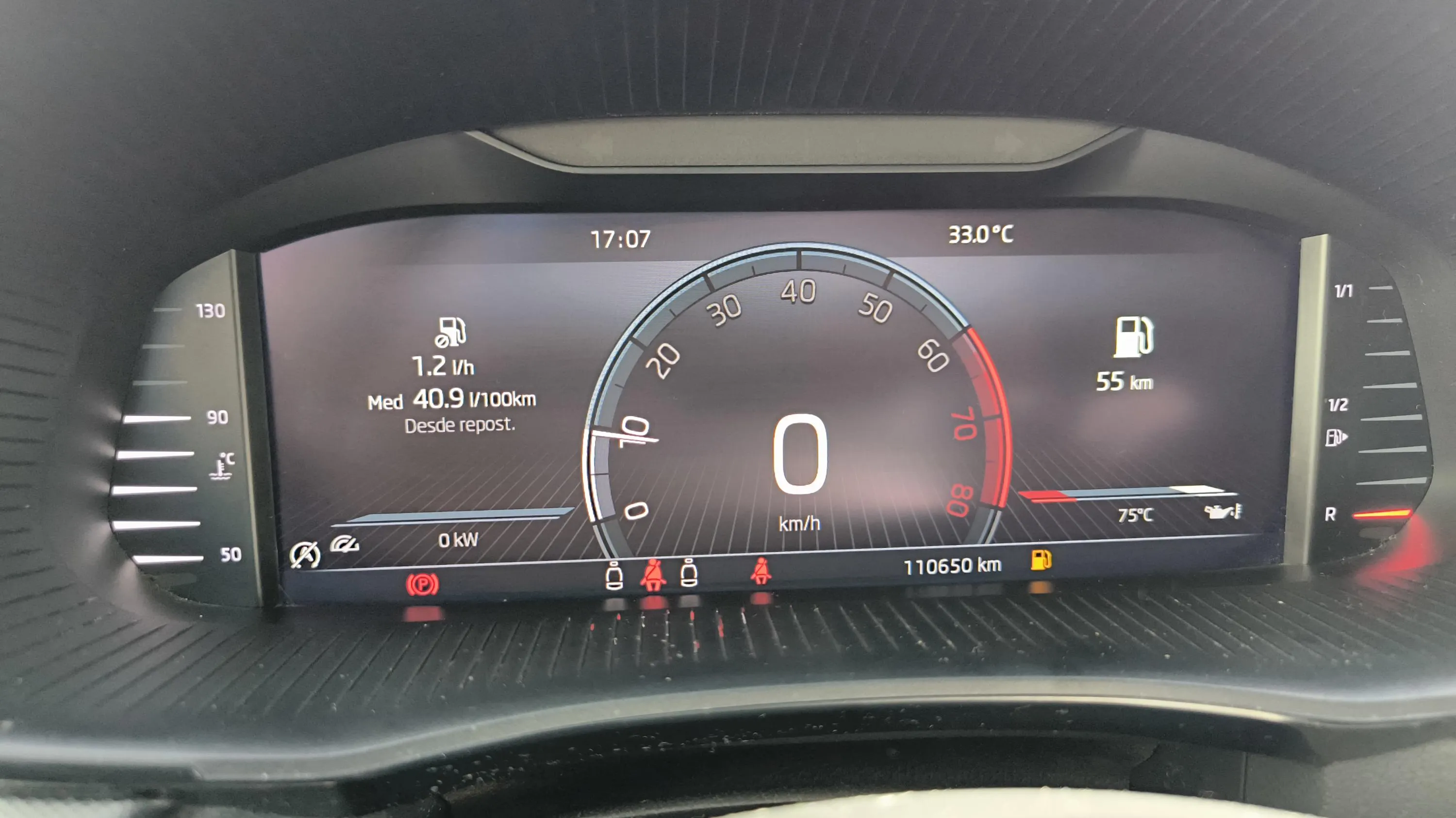 Škoda Fabia 1.0 TSI Ambition - foto 7