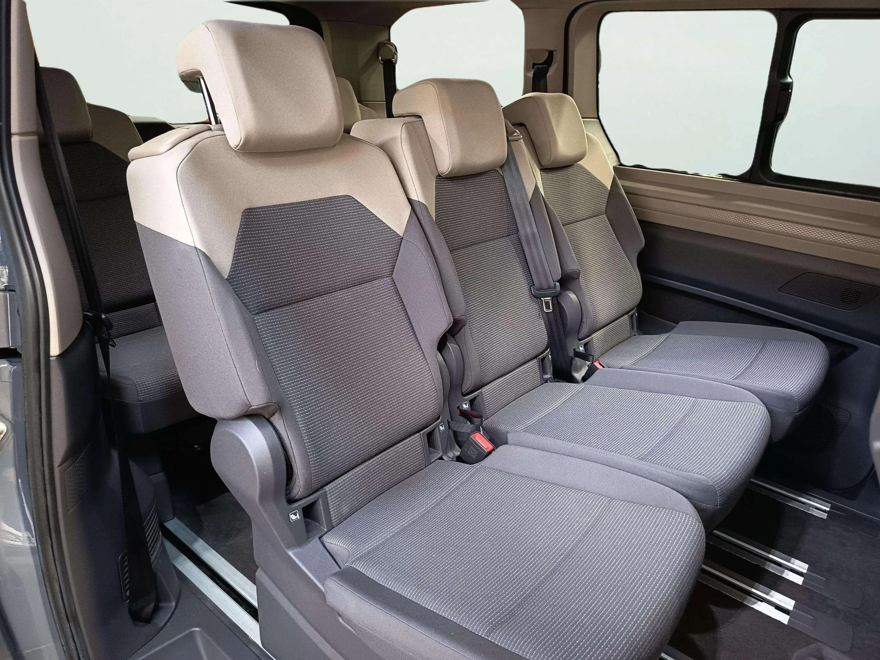 Volkswagen Multivan 1.5 TSI DSG B.Larga - foto 22