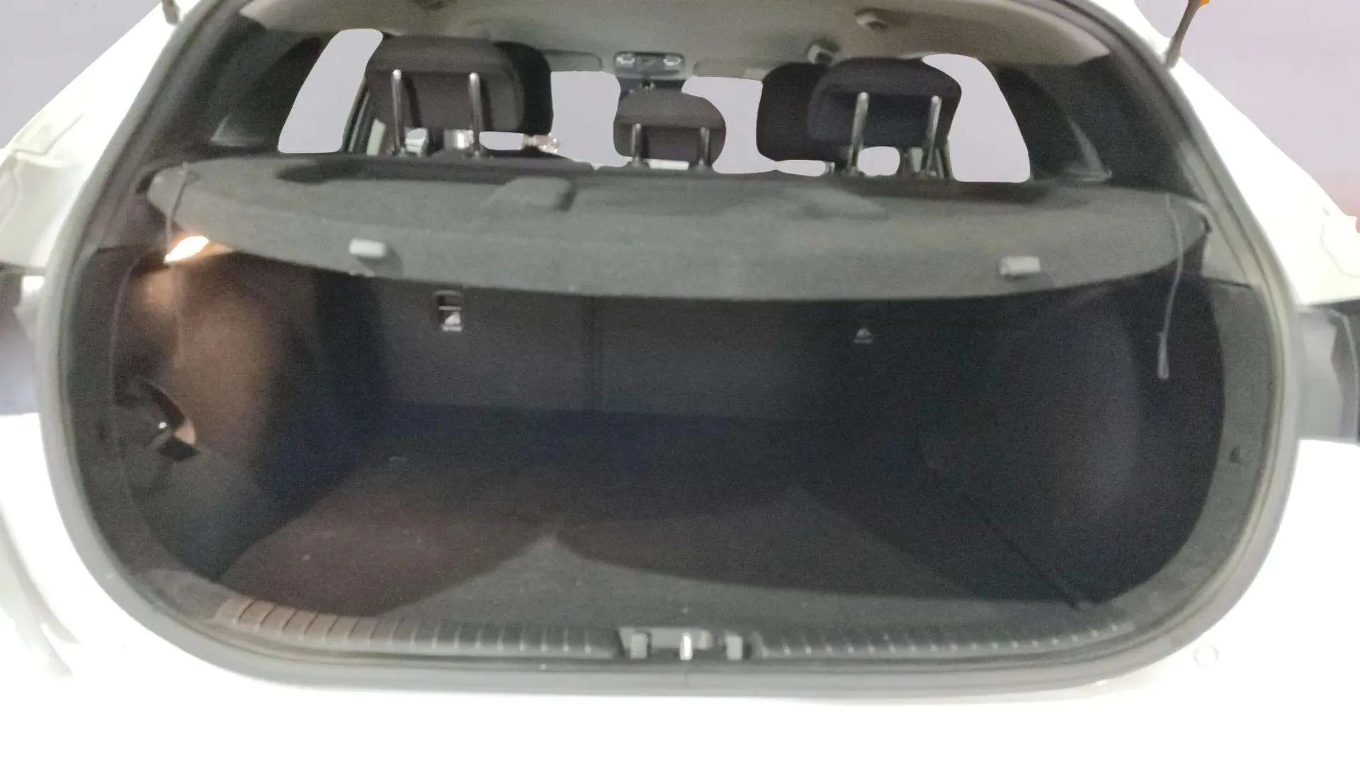 Kia Ceed 1.6 MHEV iMT Concept - foto 12