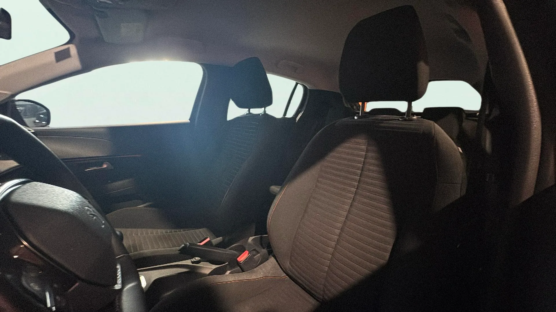 Peugeot 208 PureTech Active - foto 19