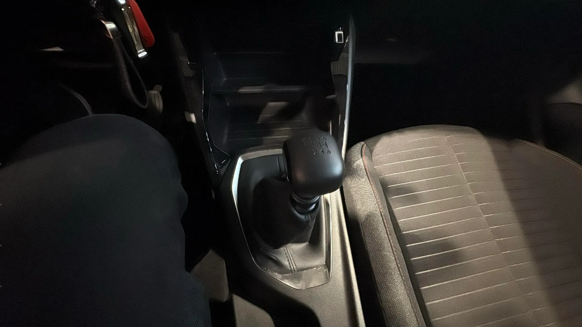 Peugeot 208 PureTech Active - foto 14