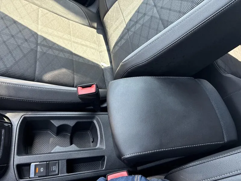 Volkswagen T-Roc R-Line 1.5 TSI DSG - foto 41