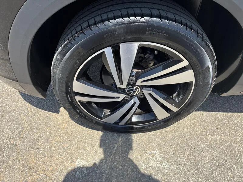 Volkswagen T-Roc R-Line 1.5 TSI DSG - foto 17