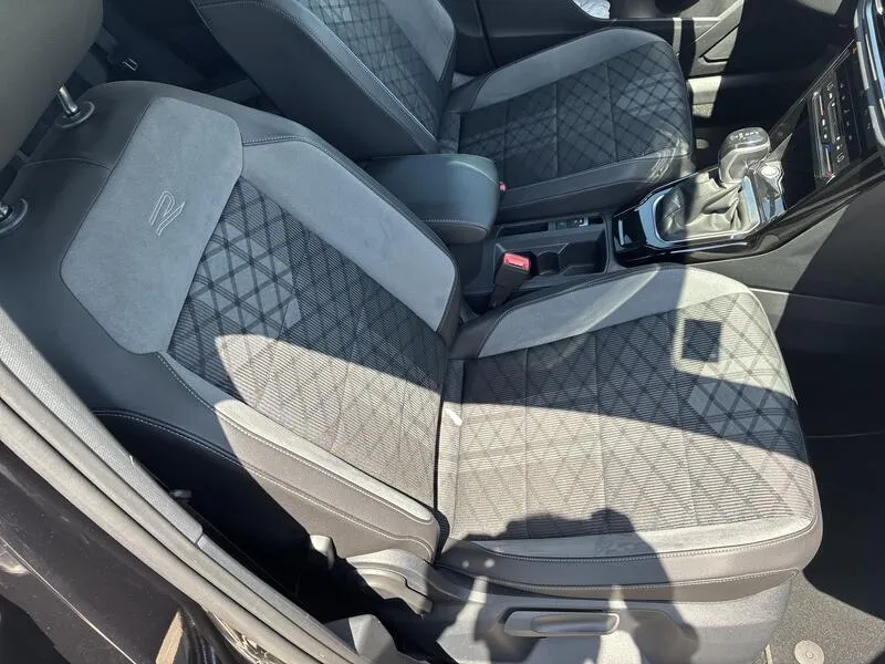 Volkswagen T-Roc R-Line 1.5 TSI DSG - foto 22