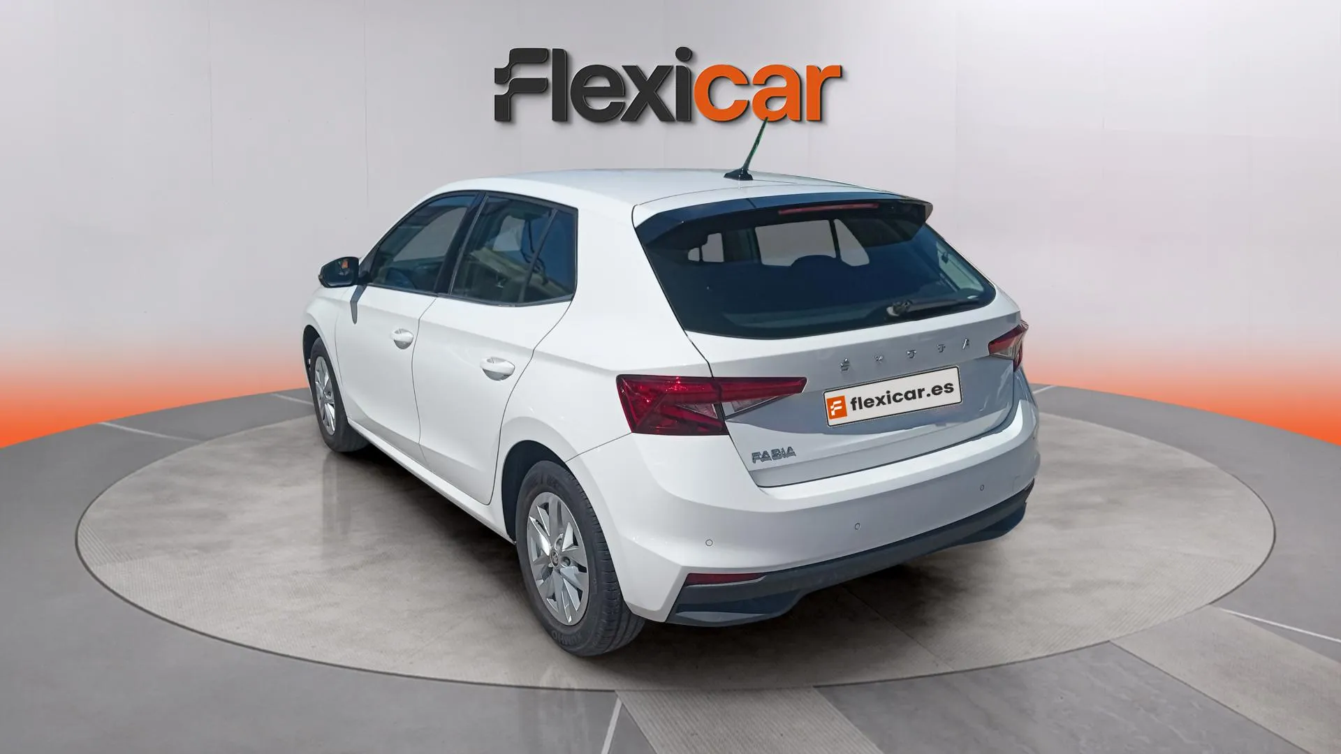 Škoda Fabia 1.0 TSI Ambition - foto 8
