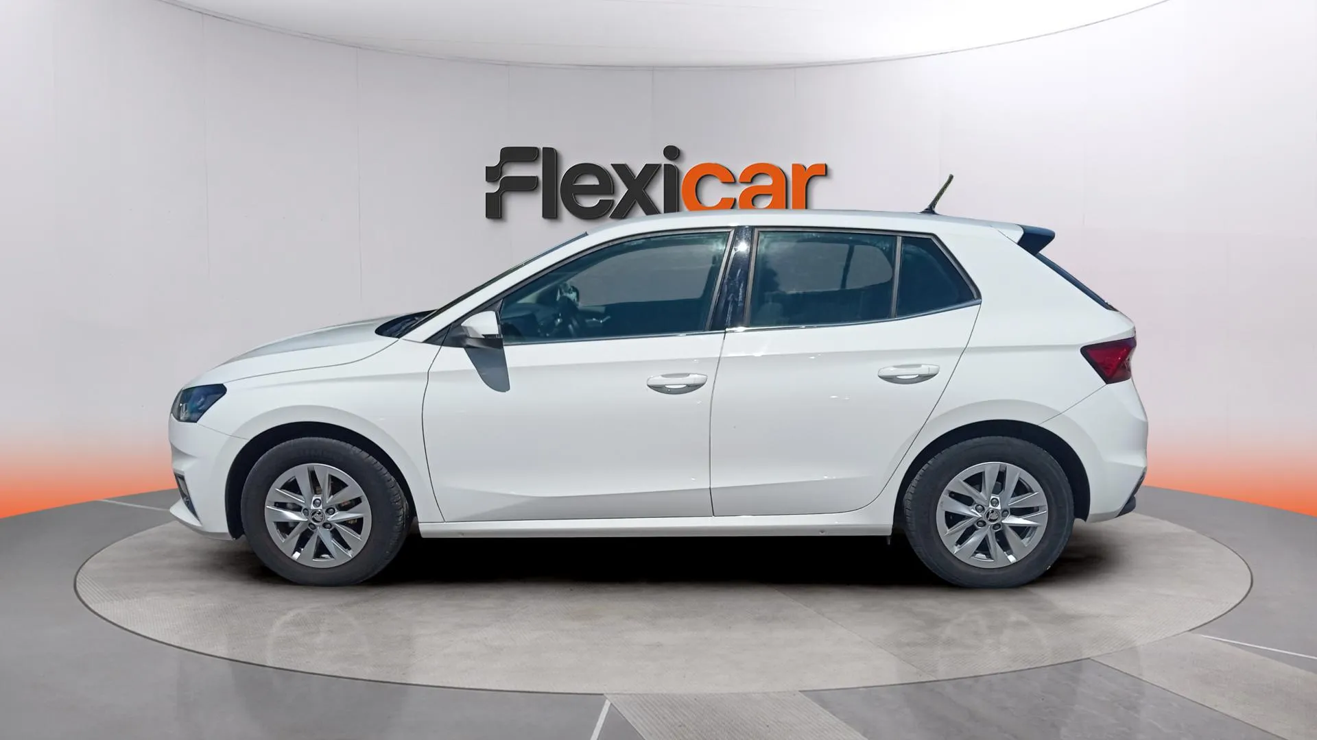Škoda Fabia 1.0 TSI Ambition - foto 6