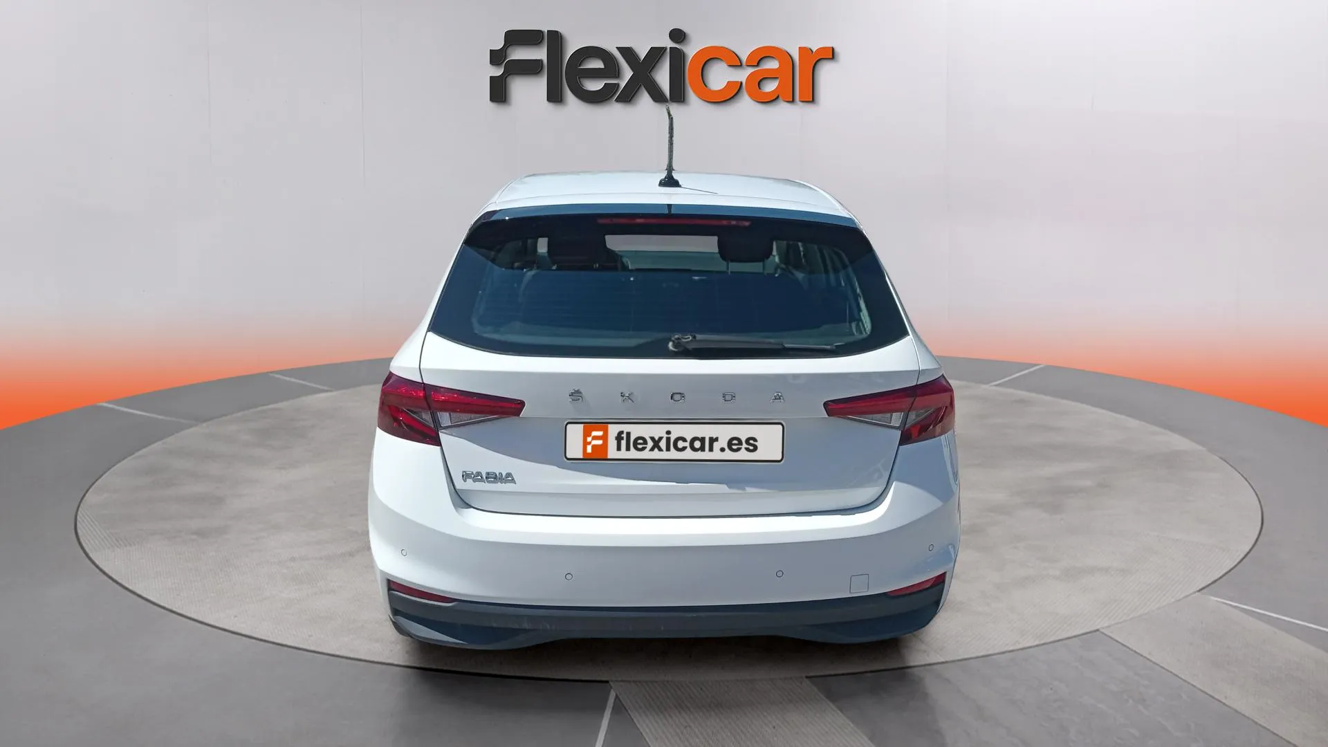 Škoda Fabia 1.0 TSI Ambition - foto 12