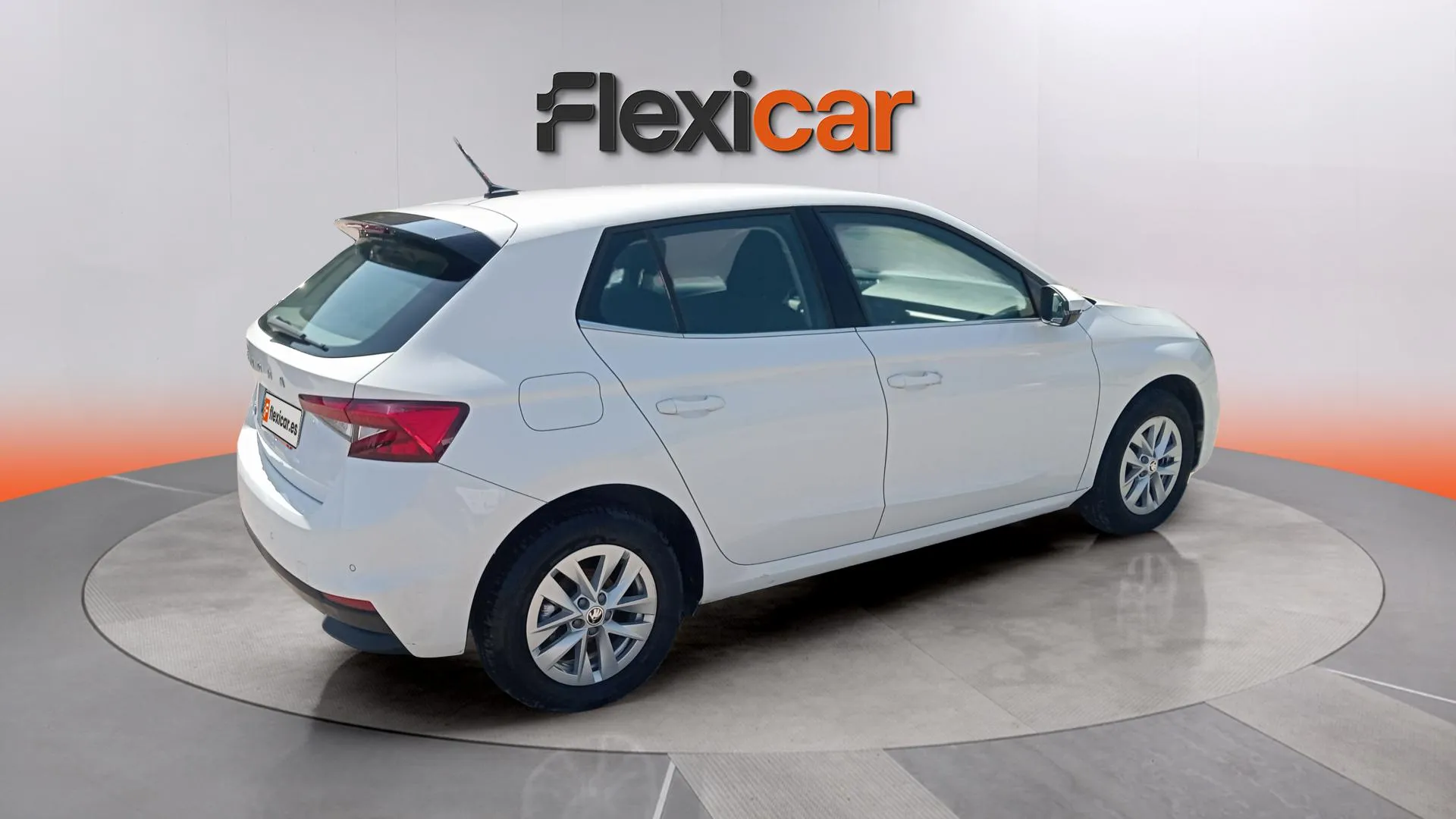 Škoda Fabia 1.0 TSI Ambition - foto 11