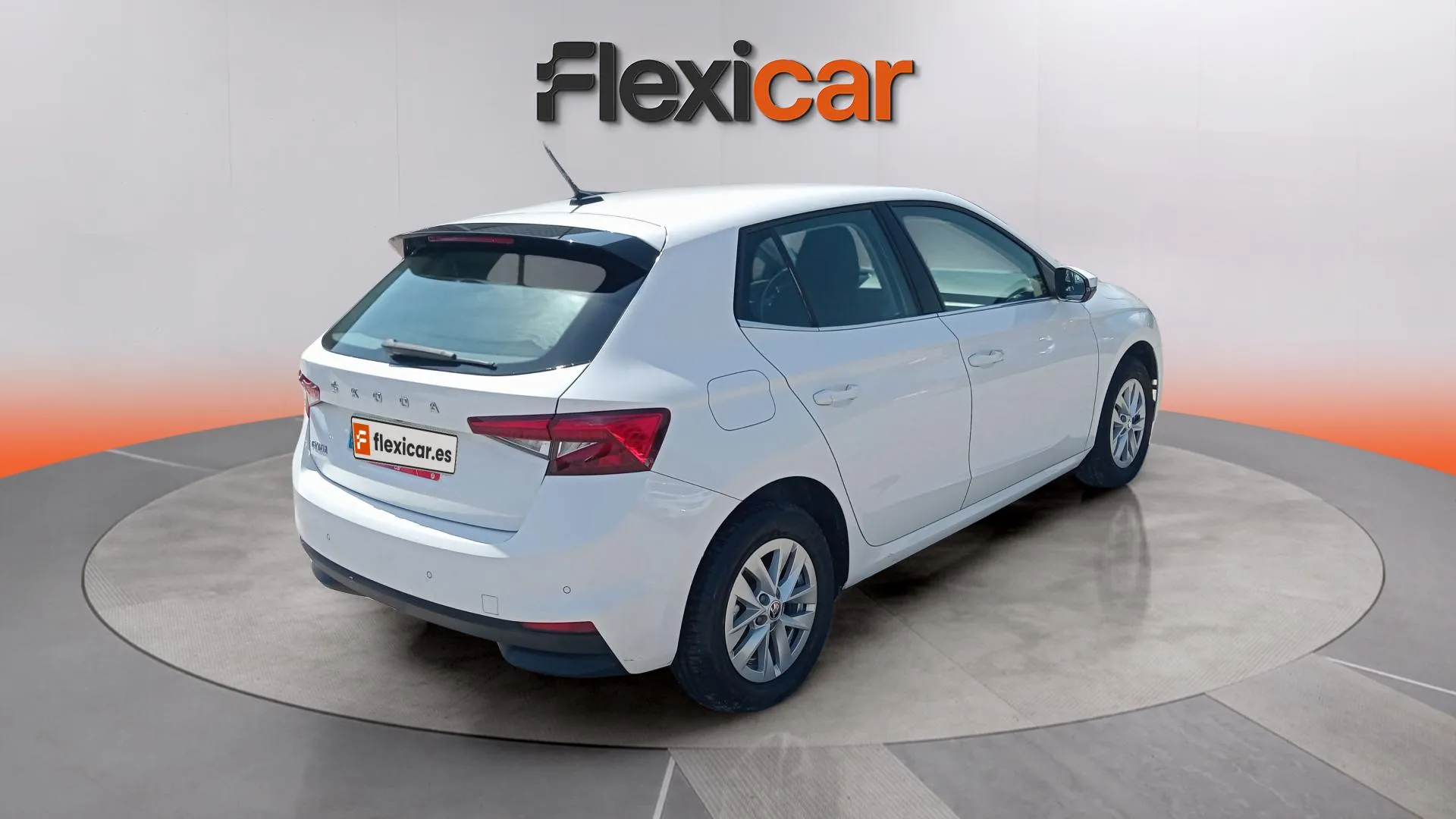 Škoda Fabia 1.0 TSI Ambition - foto 10