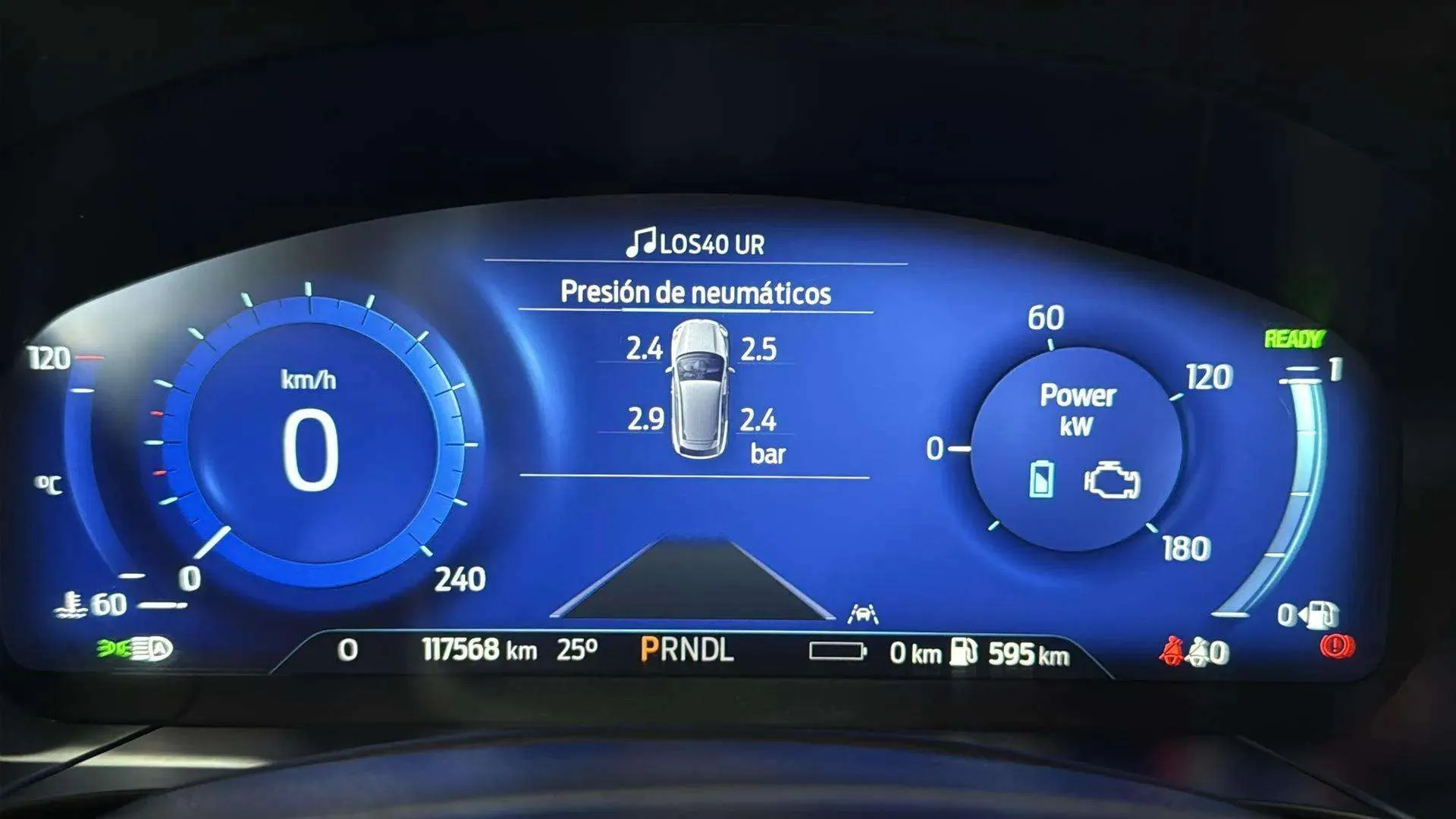 Ford Kuga ST-Line X 2.5 Duratec PHEV - foto 12